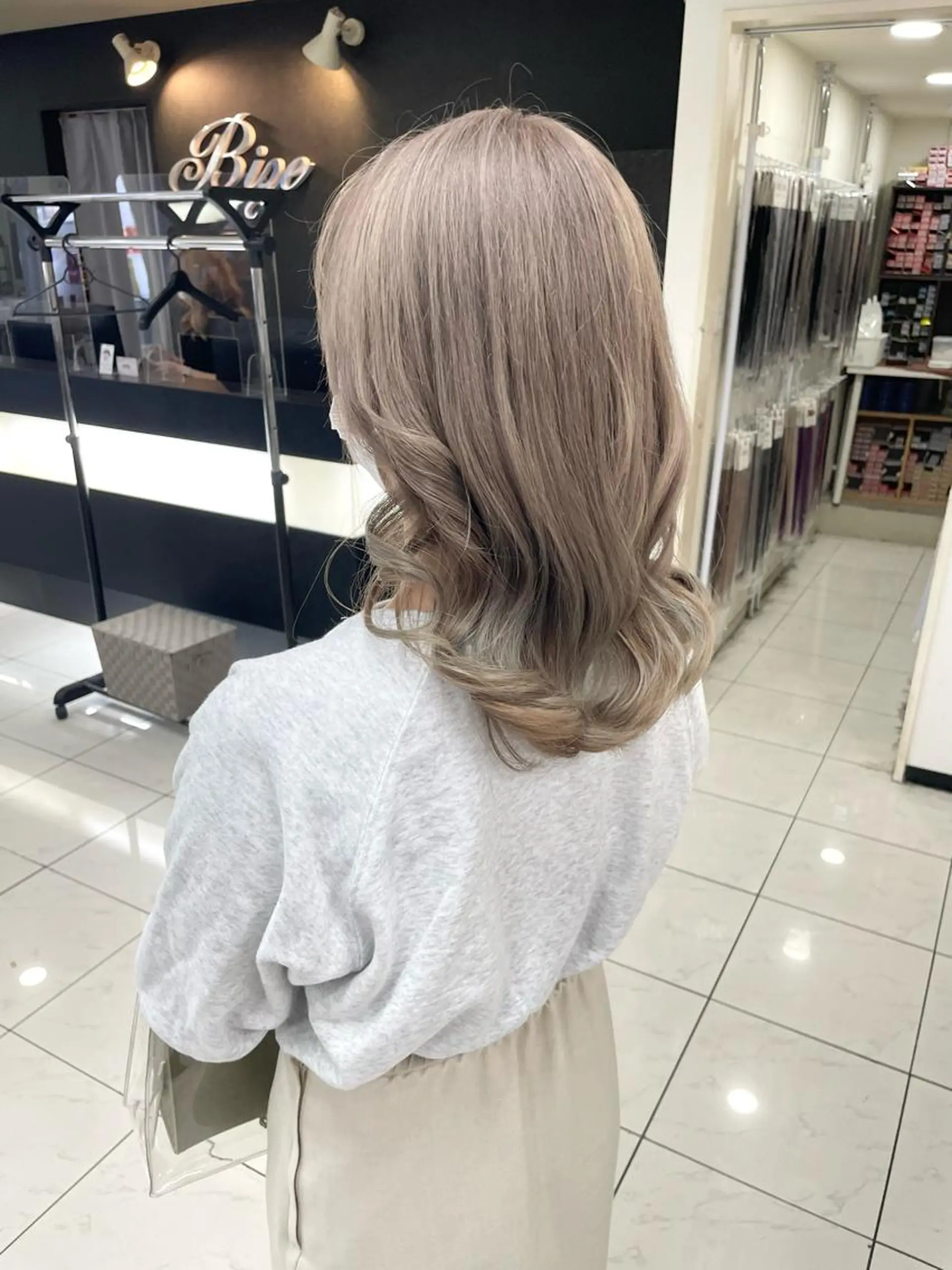 カラー ブリーチ ケアブリーチ ダブルカラー ハイトーンカラー 髪質改善 ブリーチエクステ 🎩カズキ🎩のヘアスタイル