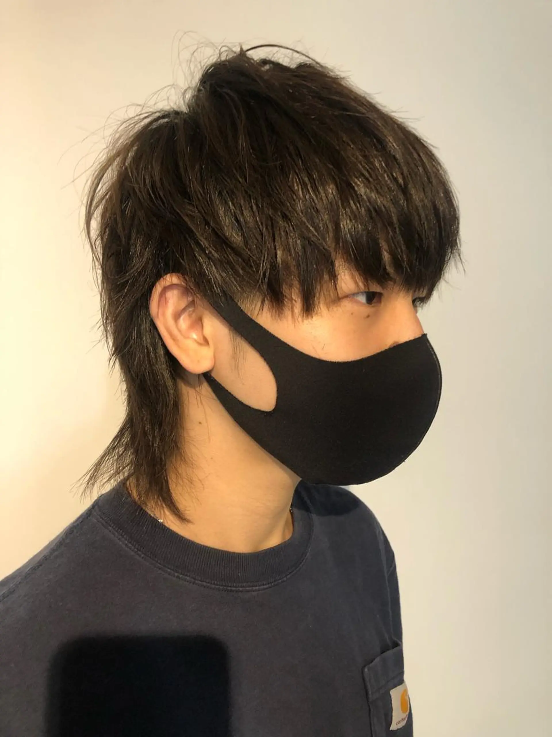 ミディアム メンズ ミディアムパーマ マッシュ メンズパーマ メンズウルフカット ウルフカット カット ヘアカラー 🤍中野 レオ🤍のヘアスタイル