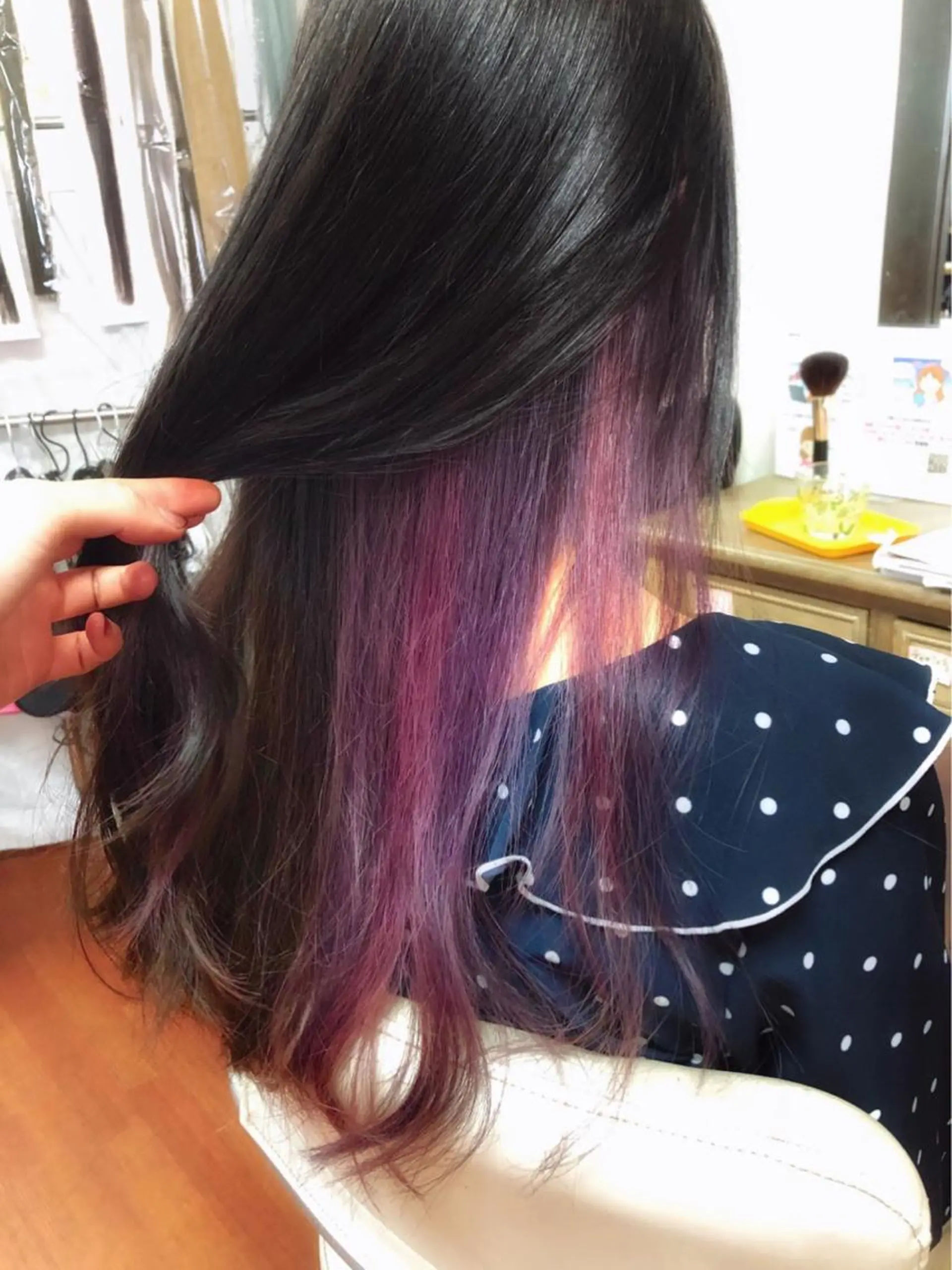 ロング カラー ブリーチ インナーカラー ピンクカラー パープルカラー 是枝 さくらのヘアスタイル