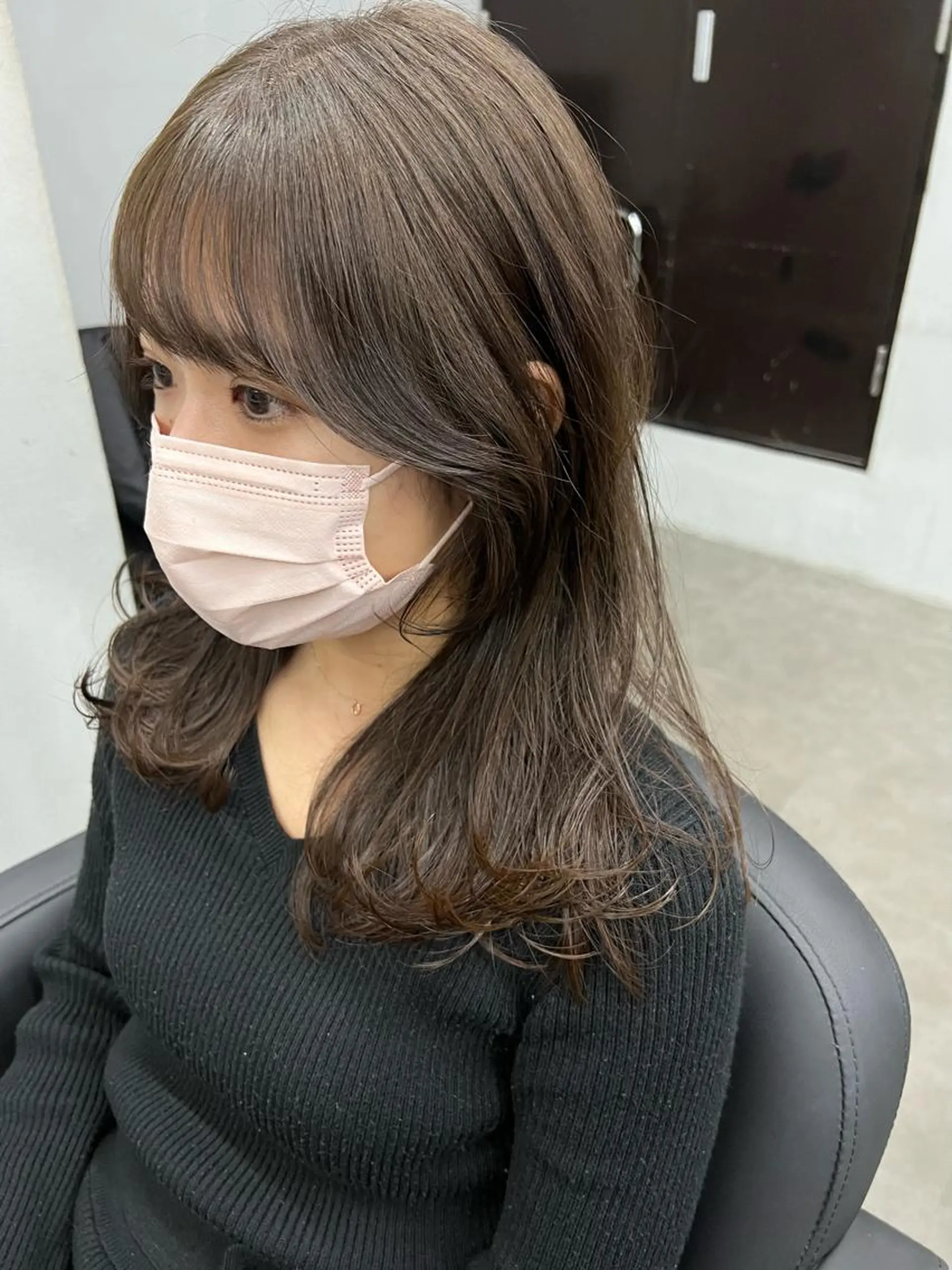 ミディアム カラー 透明感カラー レイヤーカット 似合わせカット カット ヘアカラー トリートメント お顔まわりカット🌱 emo.村松泉綺のヘアスタイル
