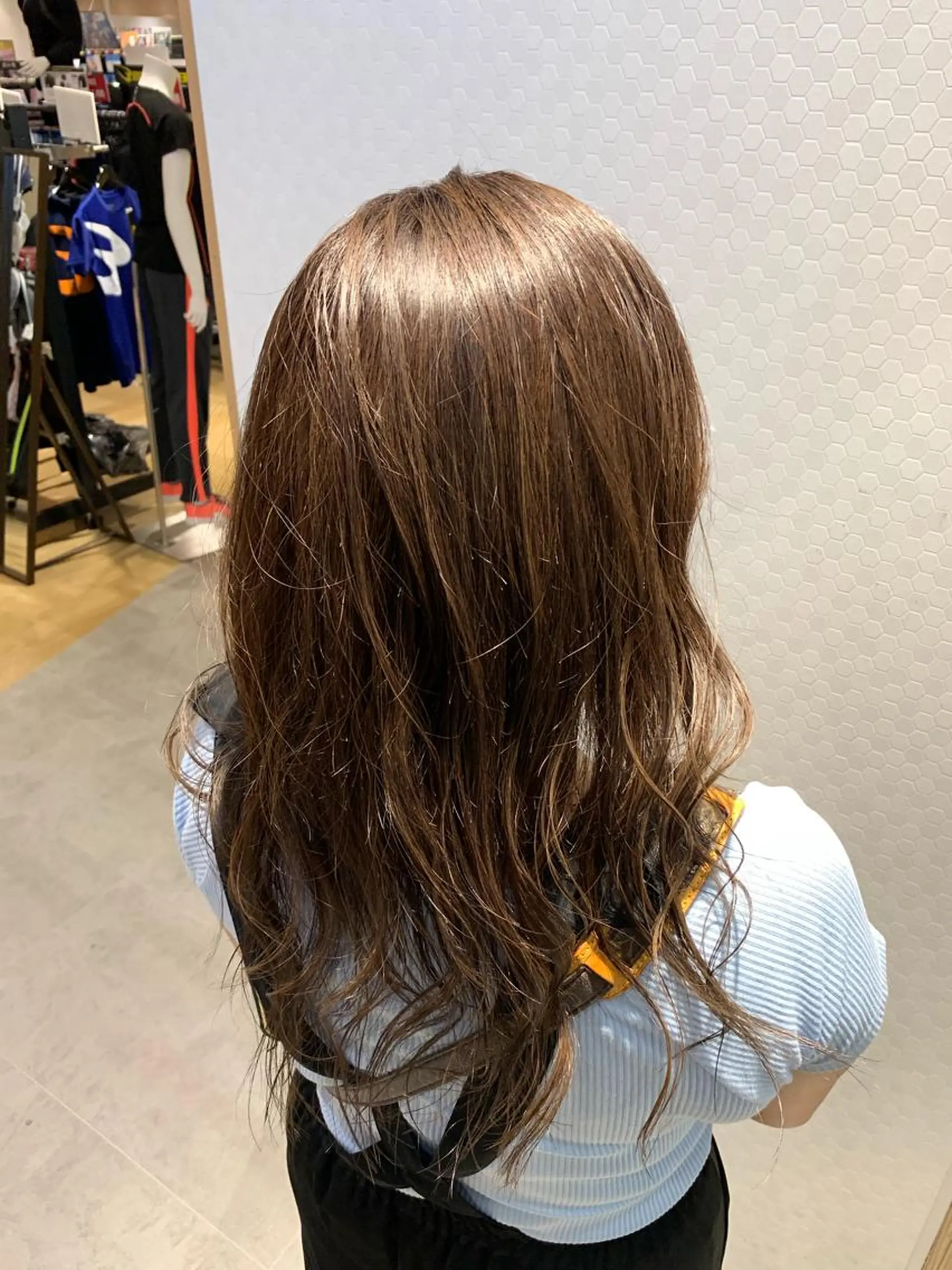 セミロング カラー 大橋 一智のヘアスタイル
