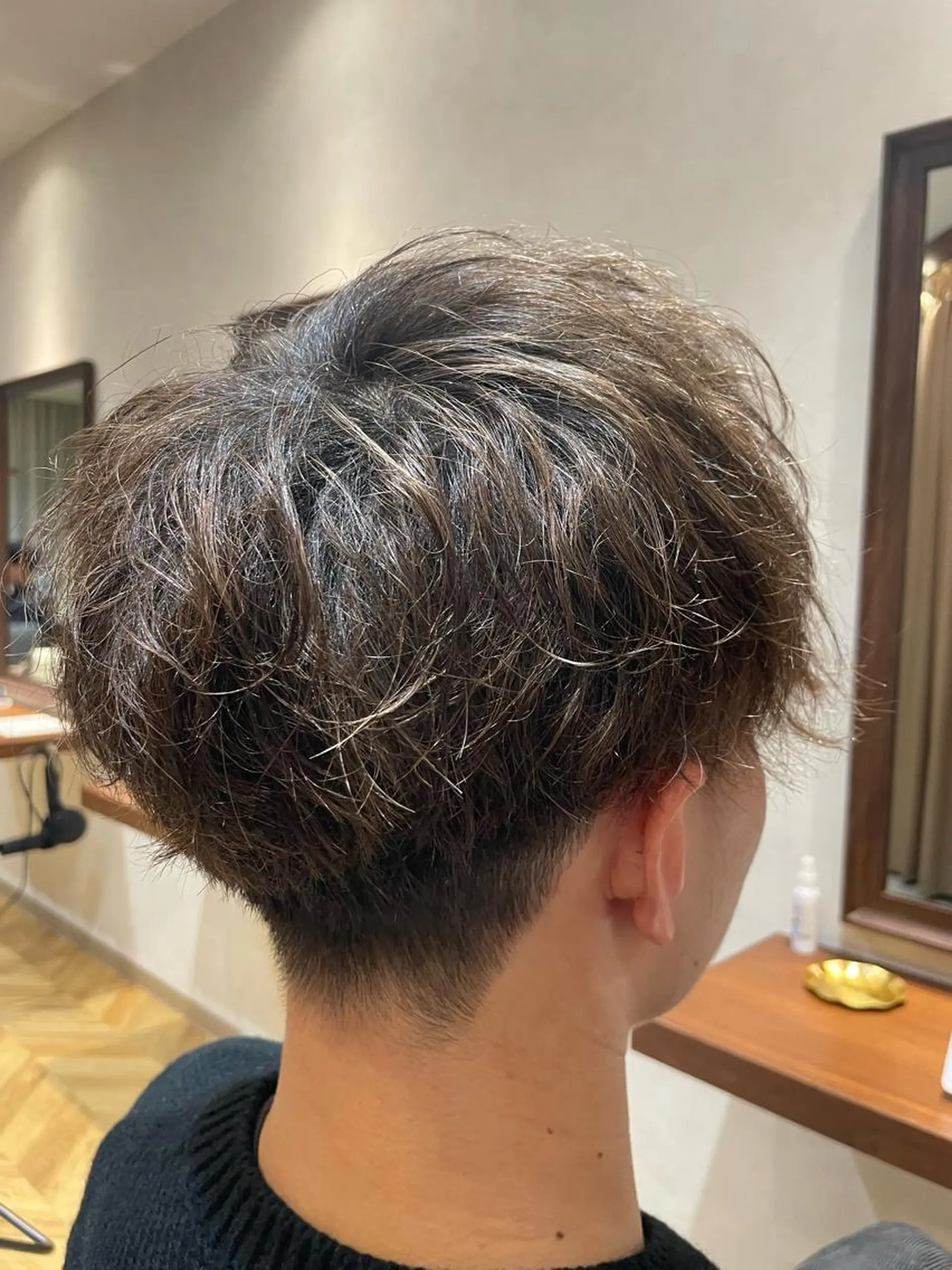 パーマ メンズ カット ヘアカラー トリートメント ✨髪質改善特化✨副 店長椎葉信乃介のヘアスタイル