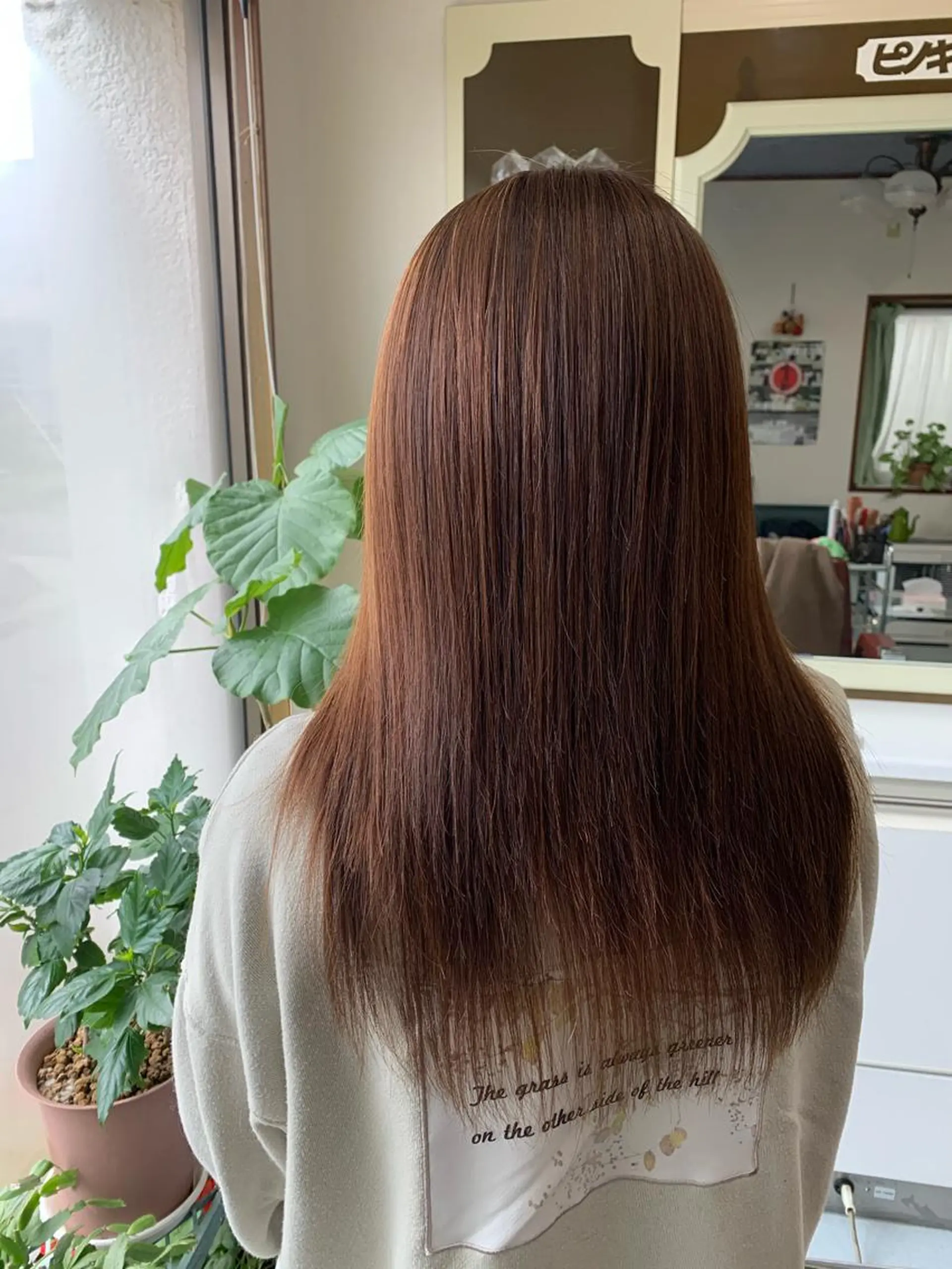 ロング パーマ ロング 縮毛矯正 カット 縮毛矯正 トリートメント ストウ ナナエのヘアスタイル