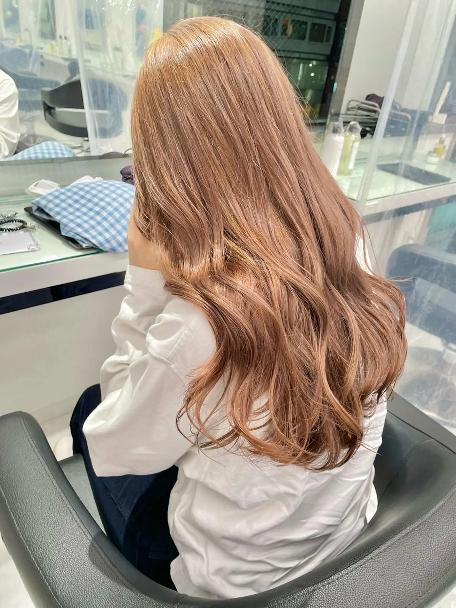 セミロング カラー ヘアカラー トリートメント 💖可愛い色たくさん 権田やすなり💖のヘアスタイル