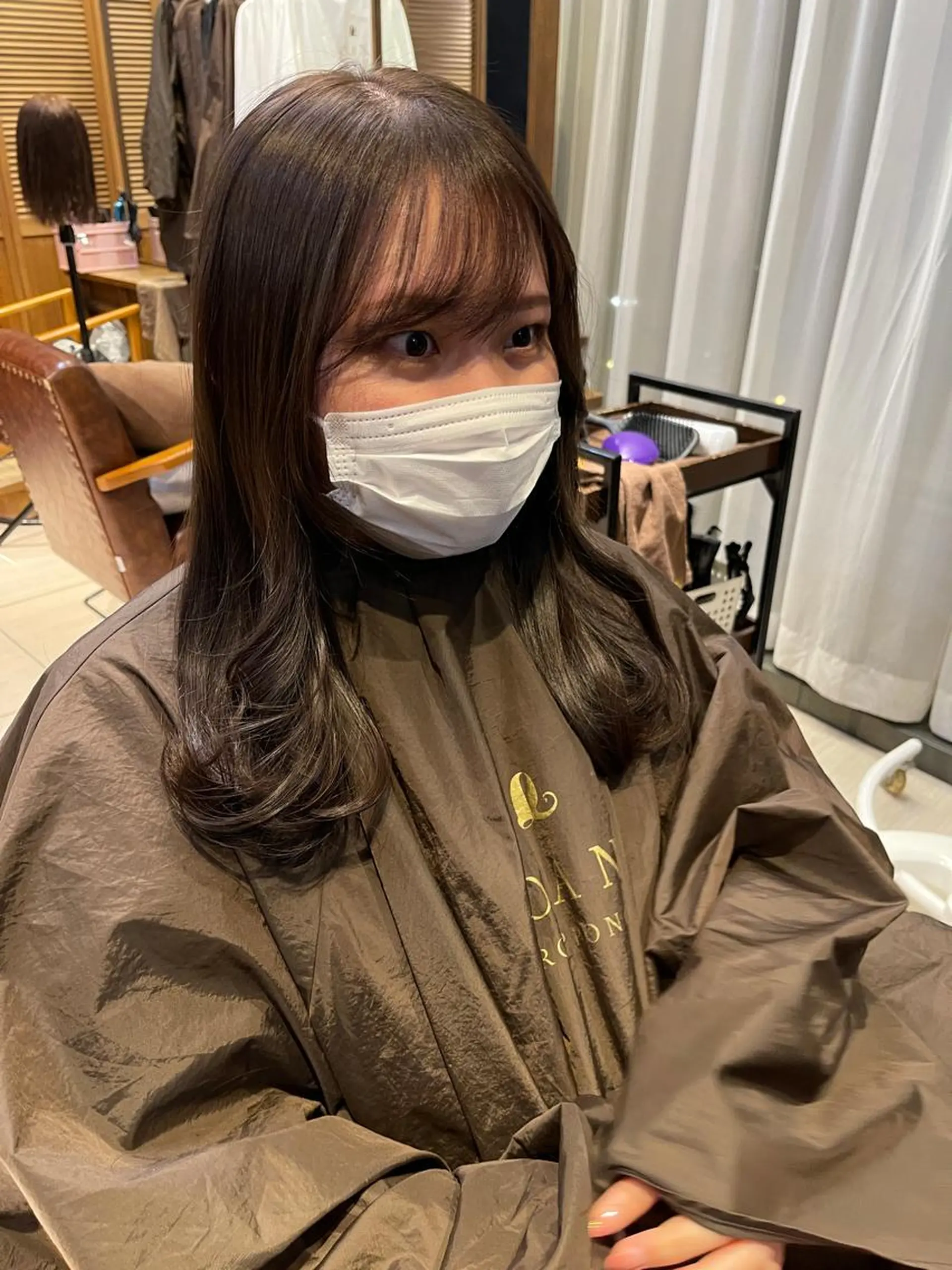 セミロング トリートメント カット ヘアカラー トリートメント 艶カラー/艶髪矯正 LOANA鈴木のヘアスタイル