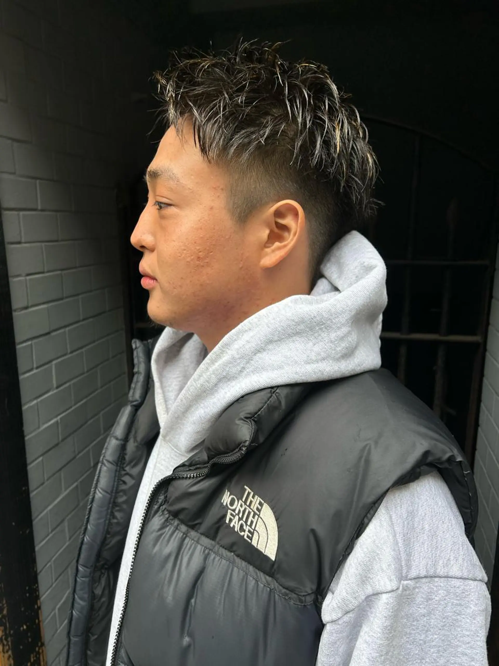 ショート メンズ メンズブリーチ メンズハイライト メンズインナーカラー メンズパーマ プードルパーマ カット charme所属・💈メンズ特化 /伊藤大輝💈のヘアスタイル