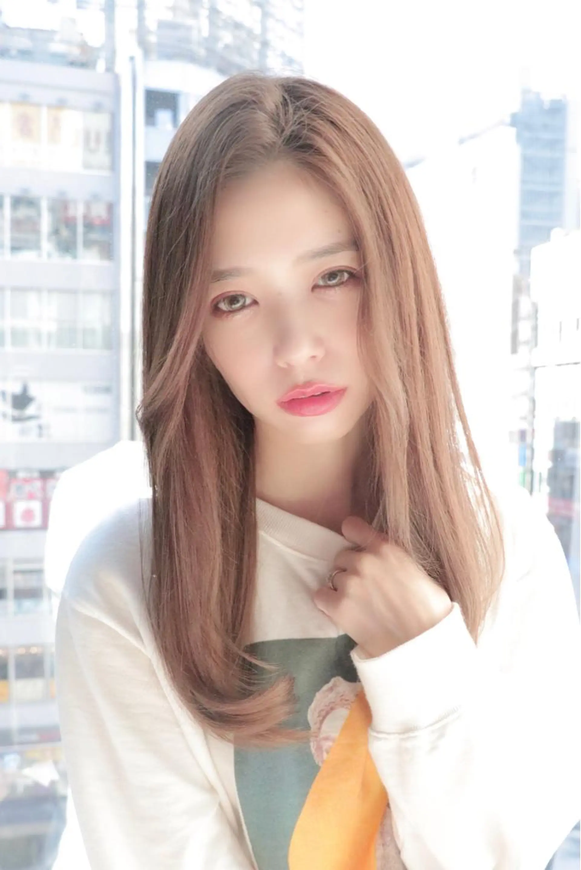 セミロング カラー ヘアアレンジ 透明感カラー SALOWIN Frente店所属・個室で似合わせ好印象 🧡外山弥千代のヘアスタイル