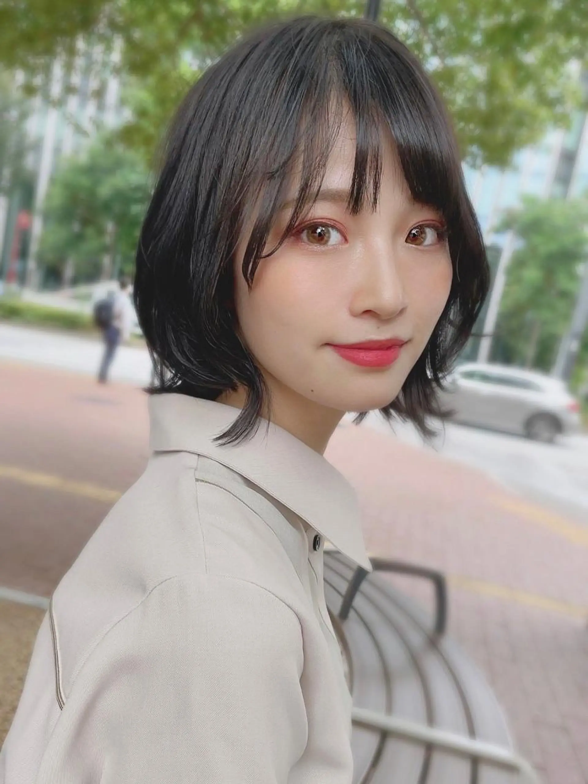 ミディアム アッシュ エギョモリ フレンチガーリー 髪質改善 韓国風ヘア カット ヘアカラー トリートメント 公式 Ease by amble luxeのヘアスタイル