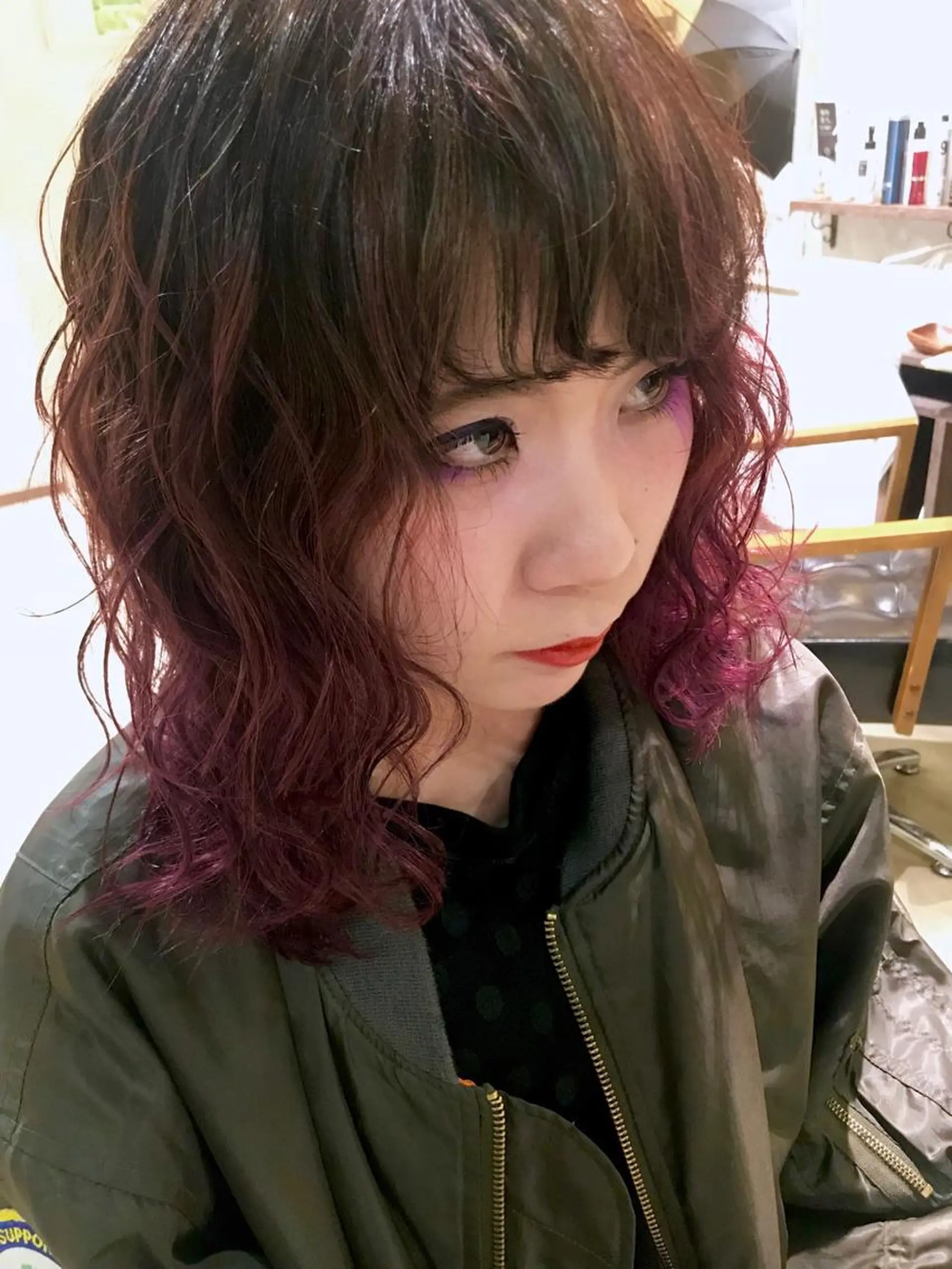 ミディアム カラー バレイヤージュ ピンクカラー ピンクパープル パープルカラー レイヤーカット 松村 崇弘のヘアスタイル
