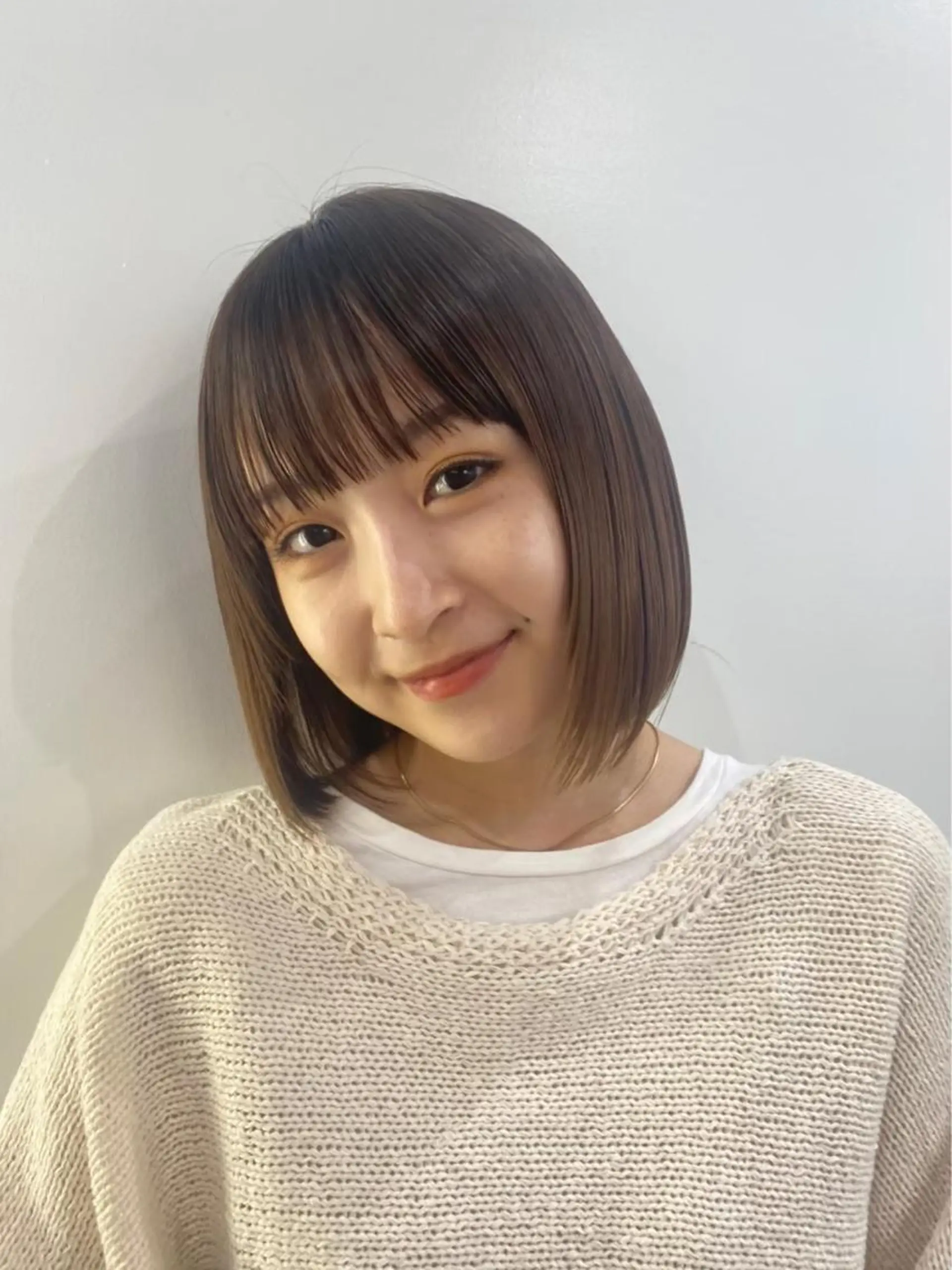カラー 縮毛矯正 トリートメント 艶 ハイトーン✨ユキノのヘアスタイル