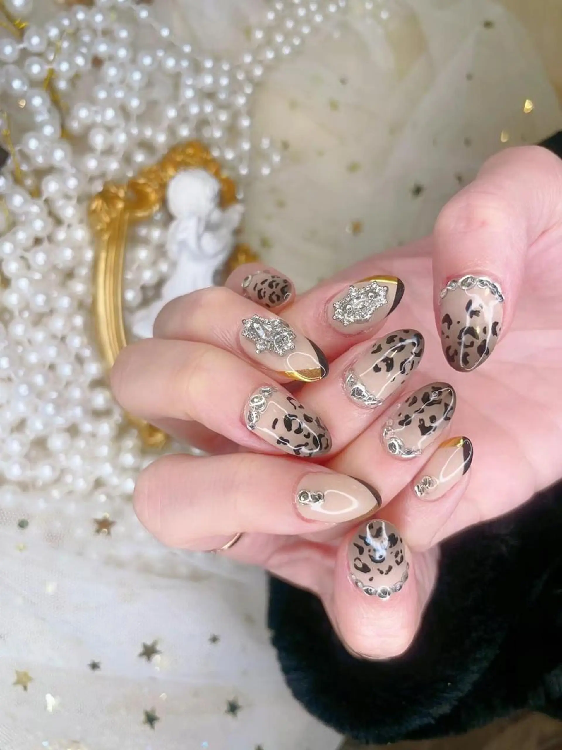 ネイル アニマル柄 カジュアル フレンチネイル Babarla nailのネイルデザイン