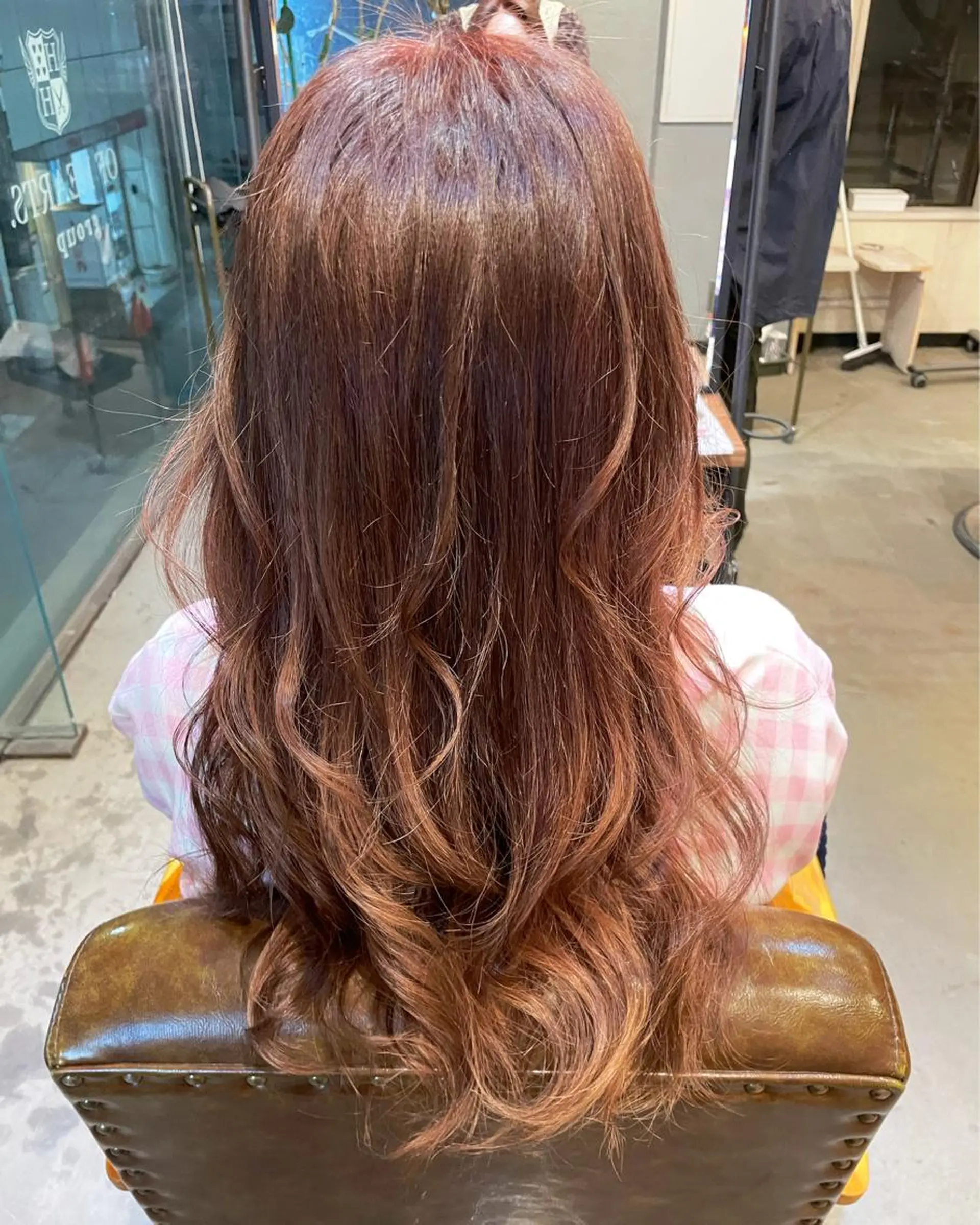 ロング カラー ヘアアレンジ Levi所属・梶山 真緒のヘアスタイル