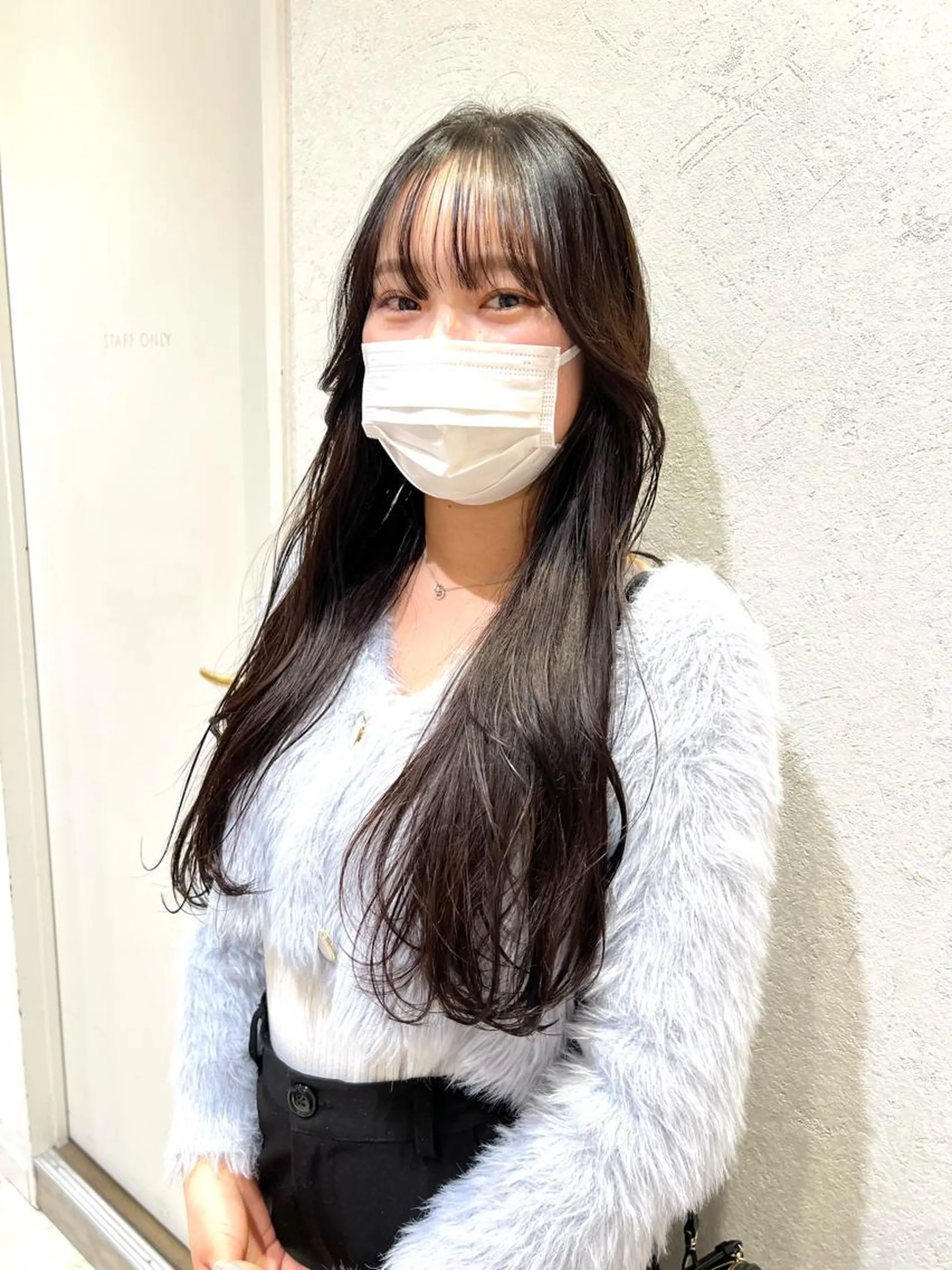 ロング Oasisgarden所属・レイヤー/ブリーチ MOMOのヘアスタイル