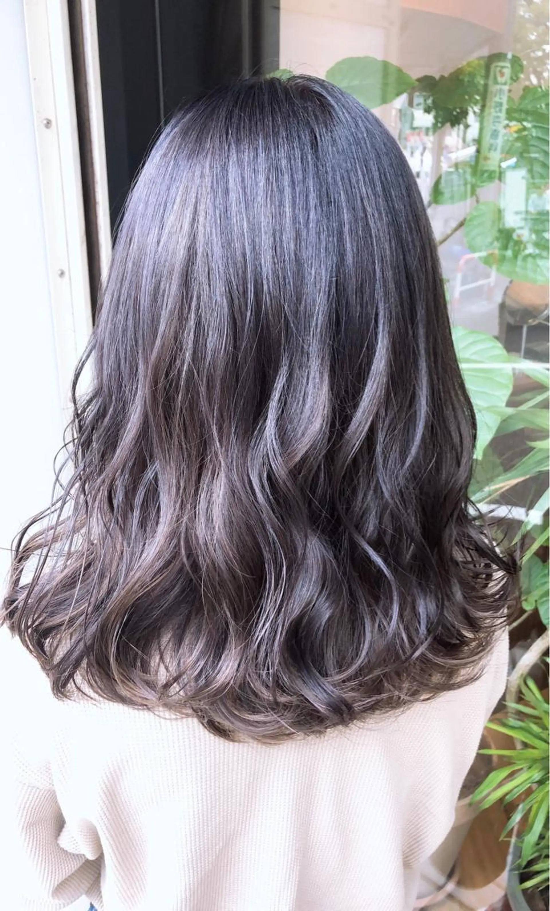 ミディアム カラー ベージュカラー あらい なつみのヘアスタイル