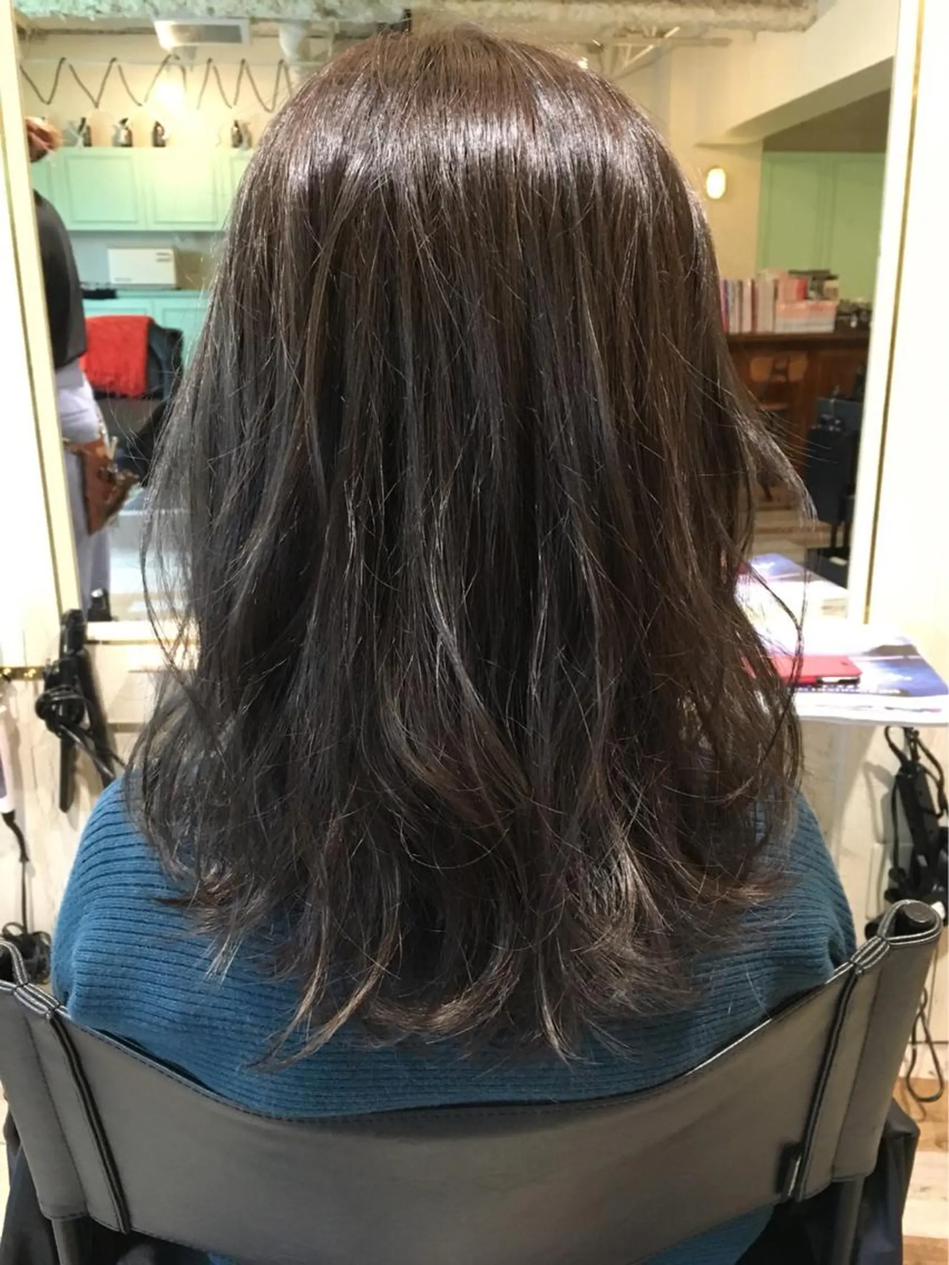 ミディアム カラー グレージュ オリーブグレージュ オリーブグレー カット ヘアカラー トリートメント ヘッドスパ TOPstylist ✂️フセケイタ✂️のヘアスタイル