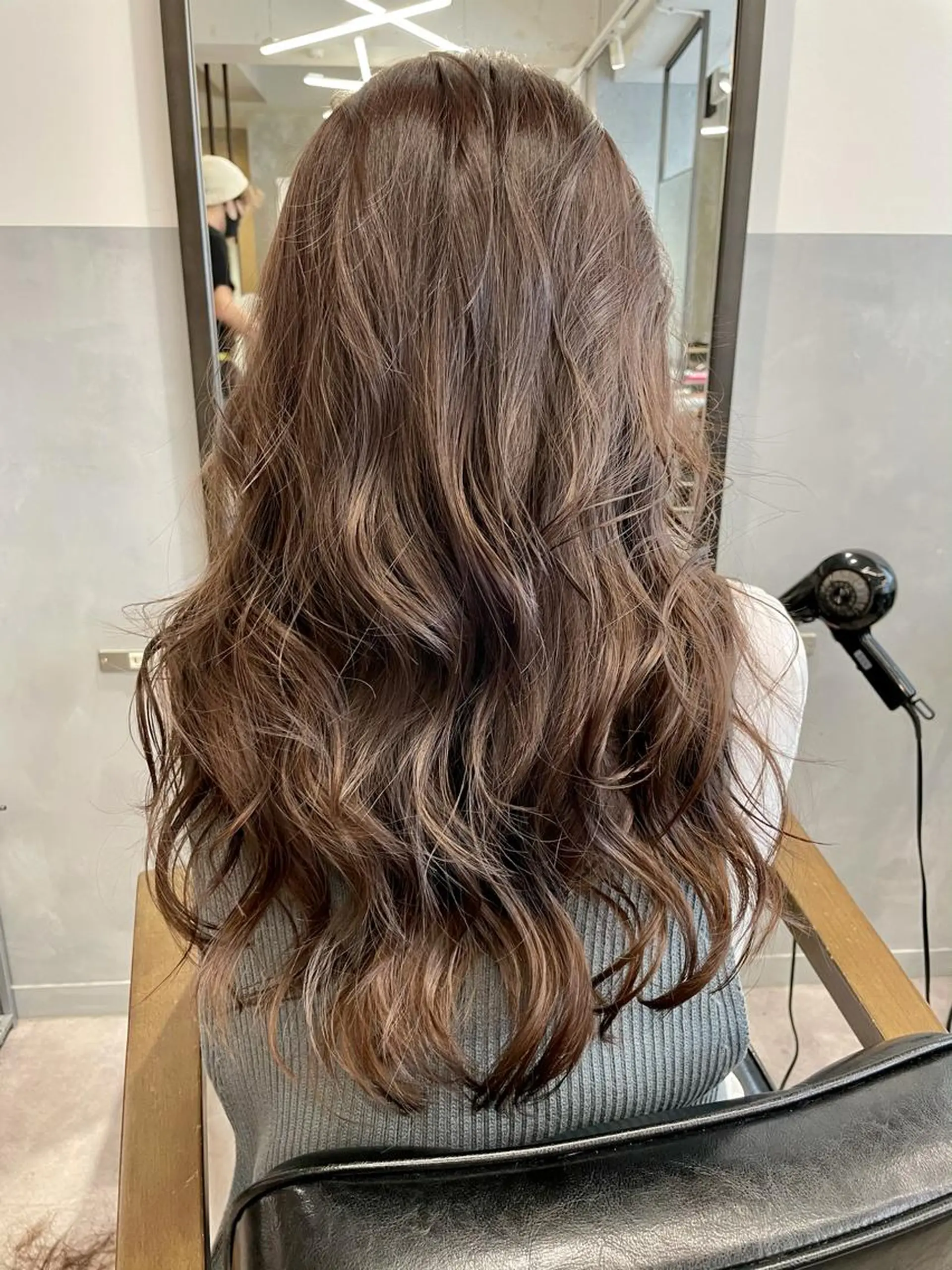 ロング カラー グレージュ イルミナカラー カット ヘアカラー 色気レイヤー& ショートはお任せ🌟のヘアスタイル