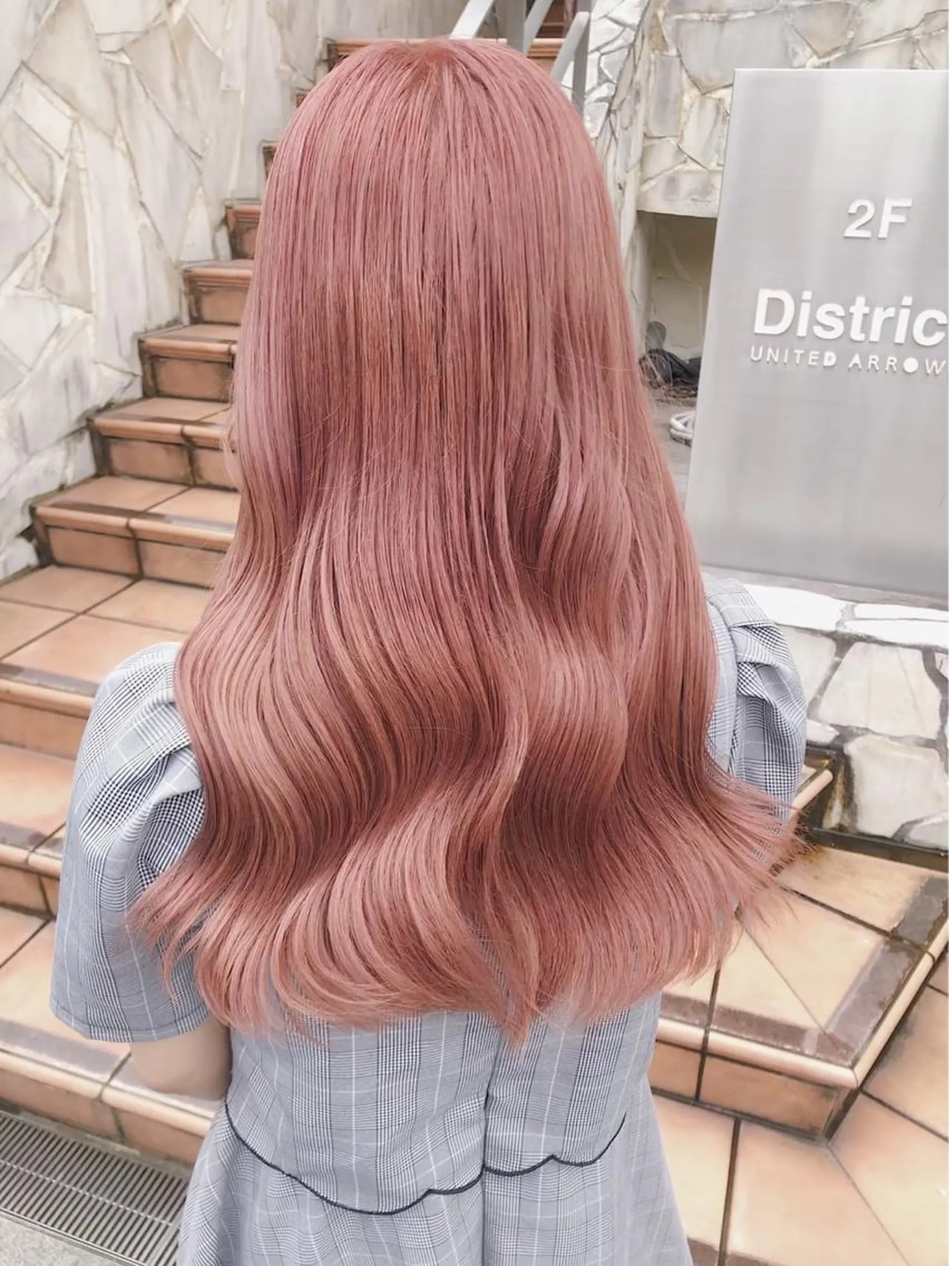セミロング ❄️💛エクステ ブリーチ❄️yukiのヘアスタイル