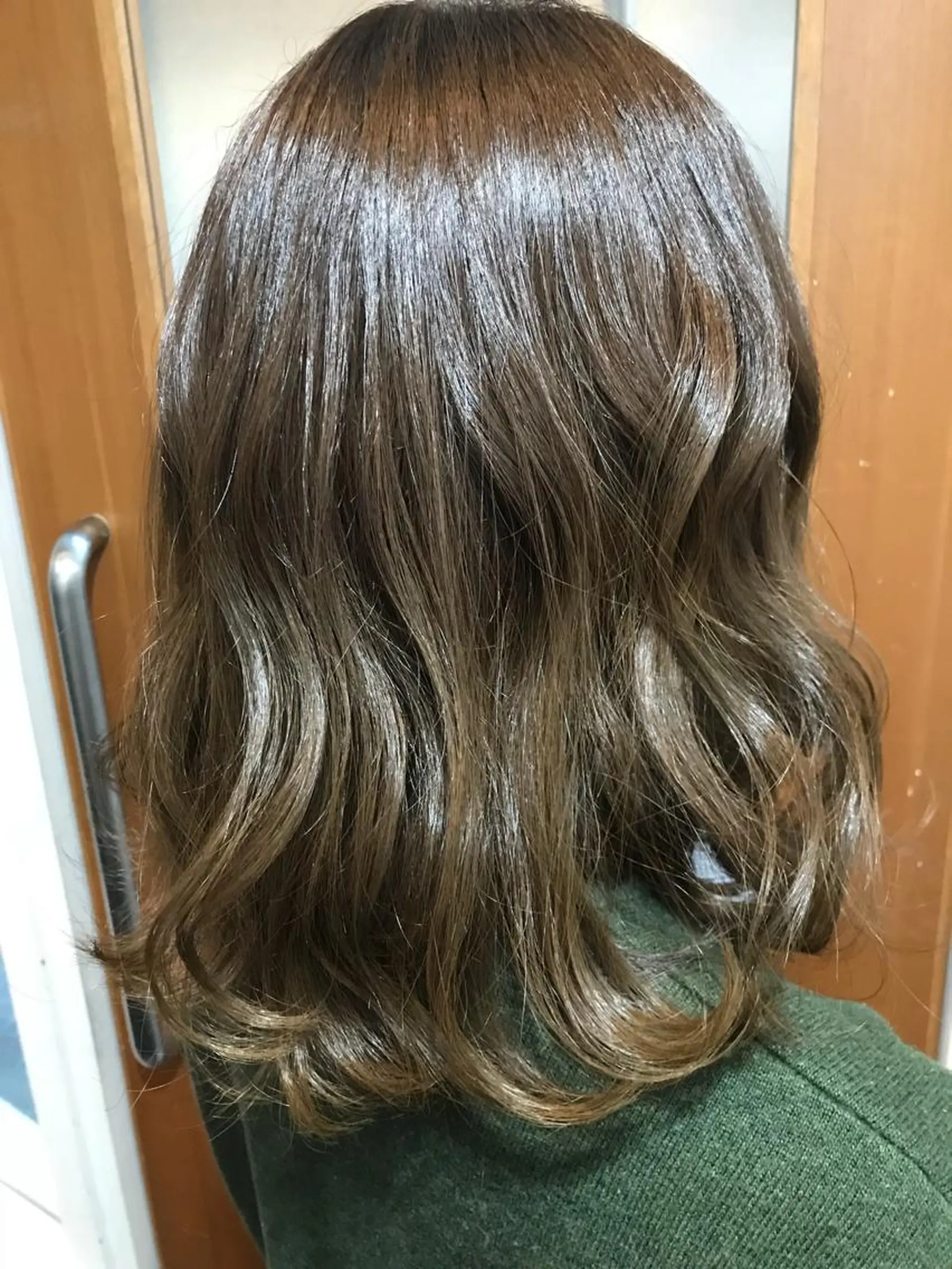 ミディアム ヘアカラー トリートメント 山本 みきのヘアスタイル