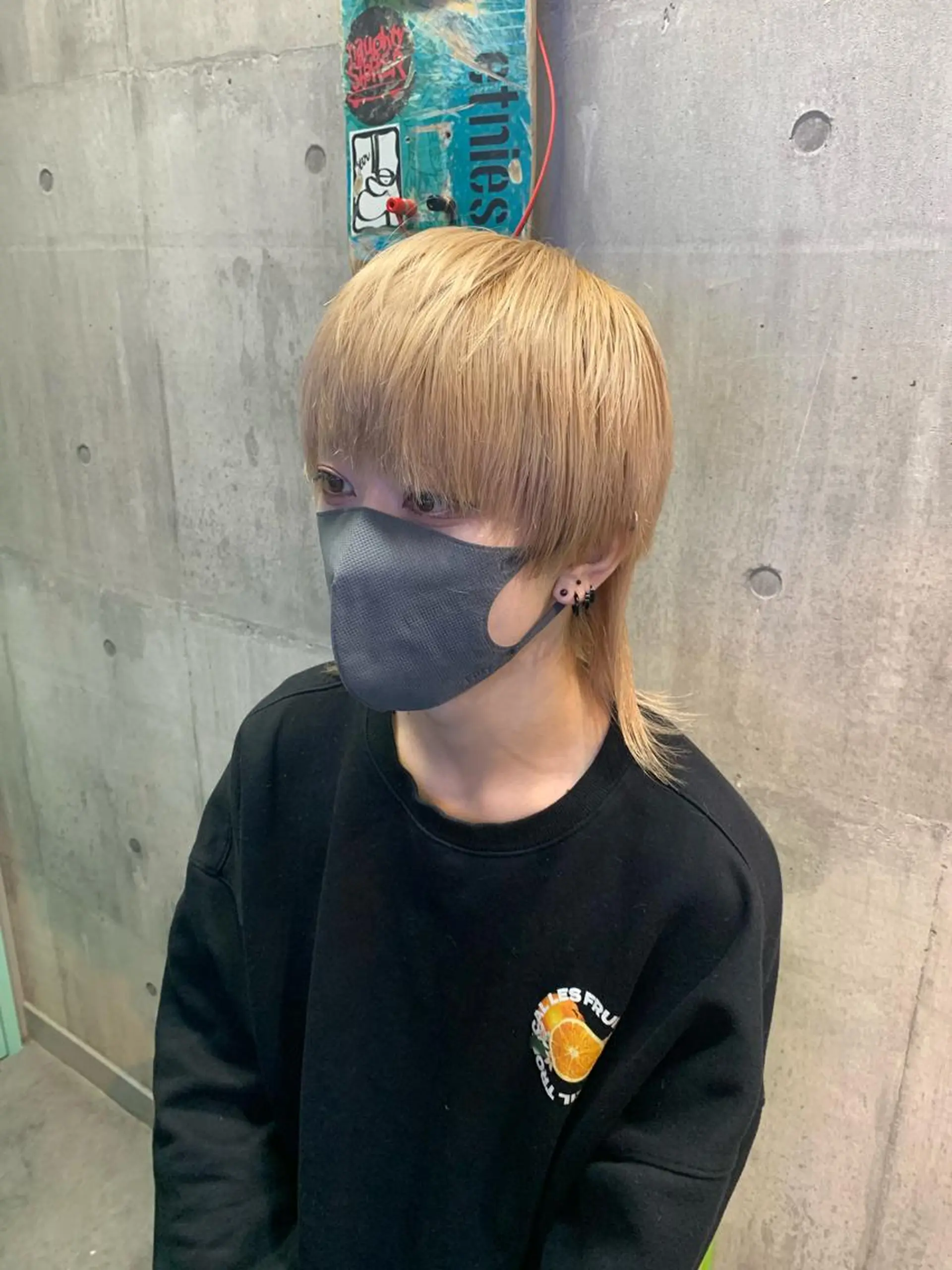 ショート カット ハイトーン/メンズ/ ウルフ特化   小松のヘアスタイル