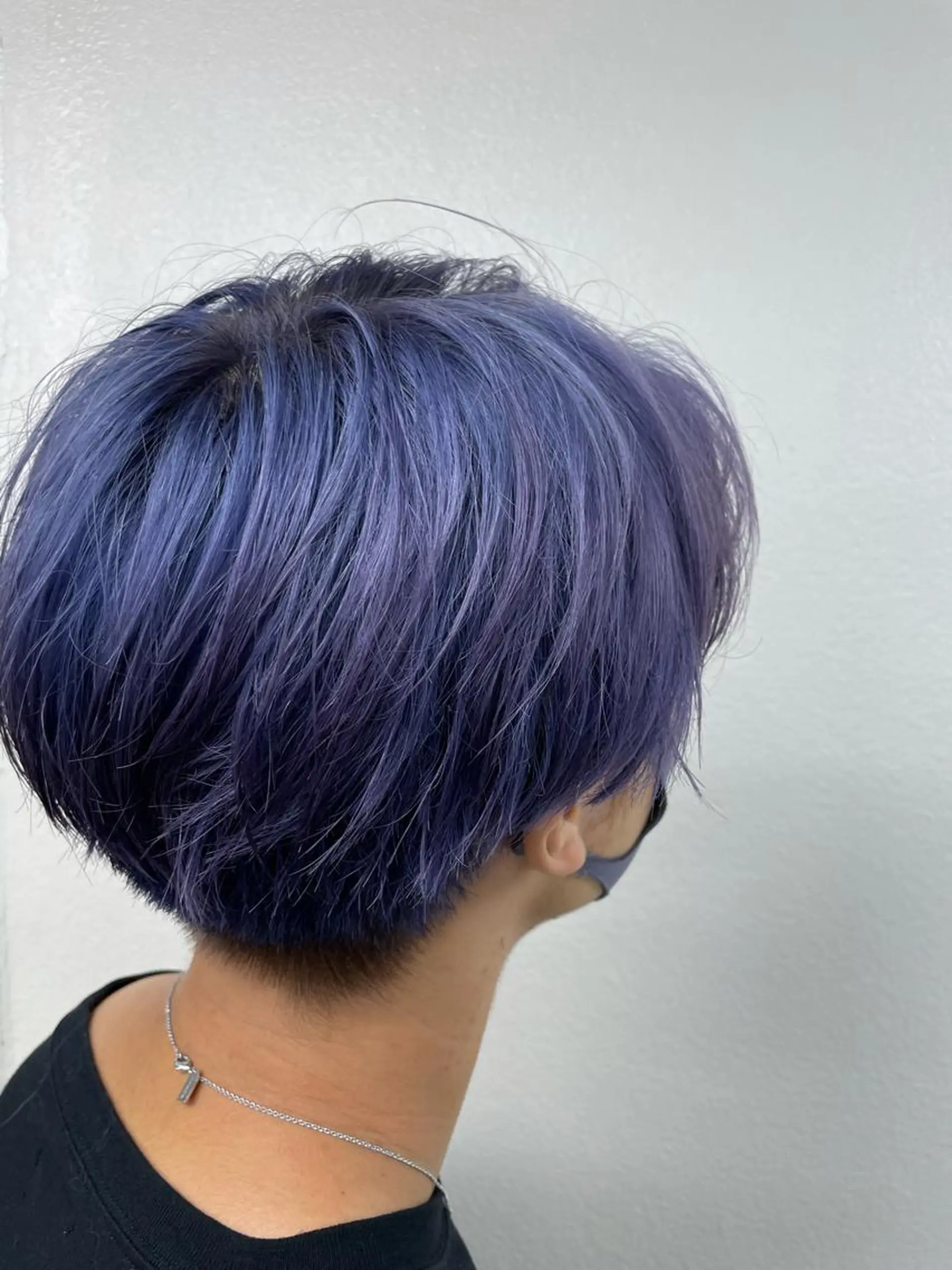 カラー ヘアアレンジ メンズ ラベンダーカラー 🫧ハイトーン🫧 ベージュ🫧徹哉のヘアスタイル