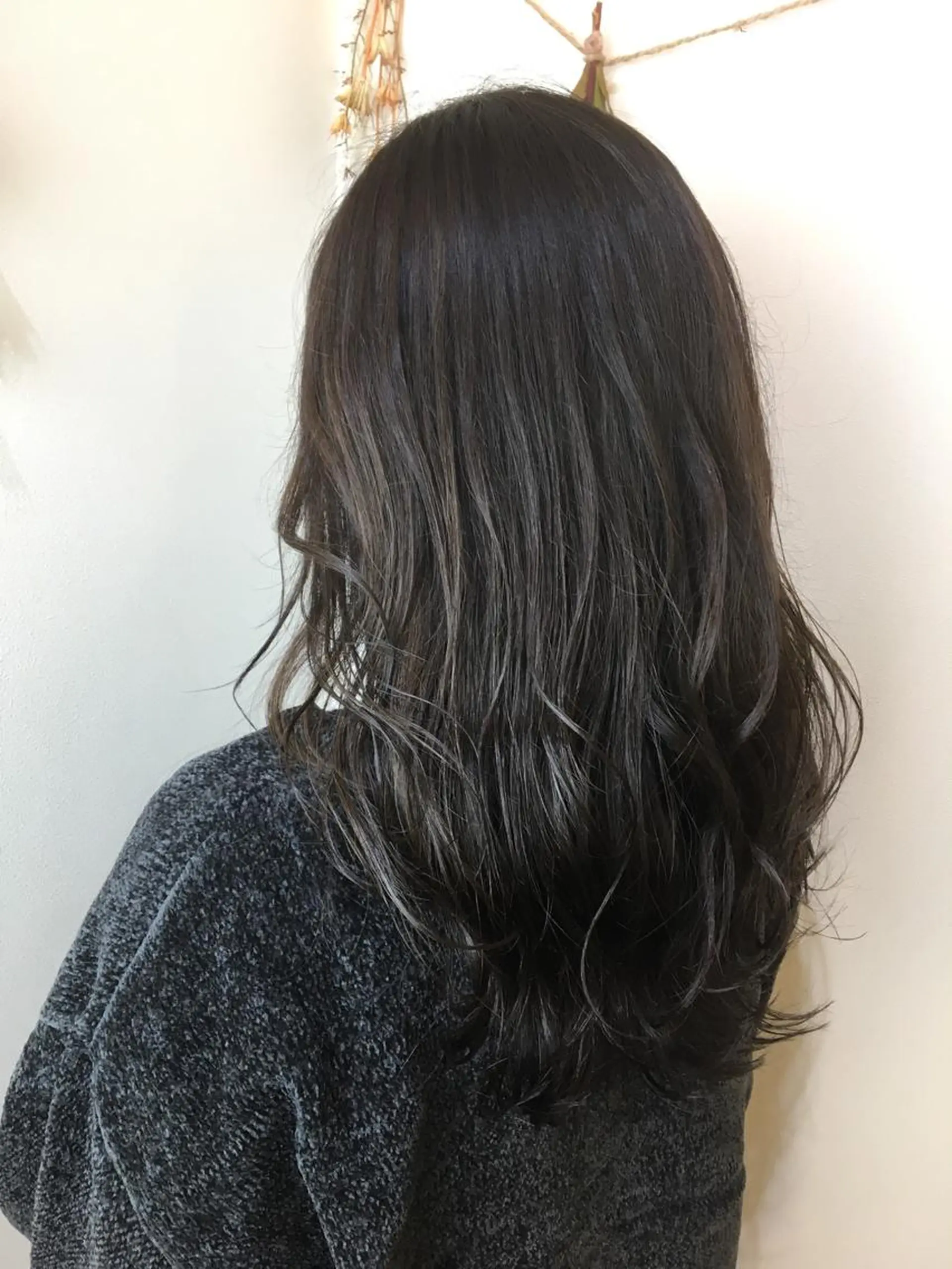 ロング カラー ブリーチ 透明感カラー ハイライトカラー ハイライト 髪質改善 頭身浴/ 中田のヘアスタイル