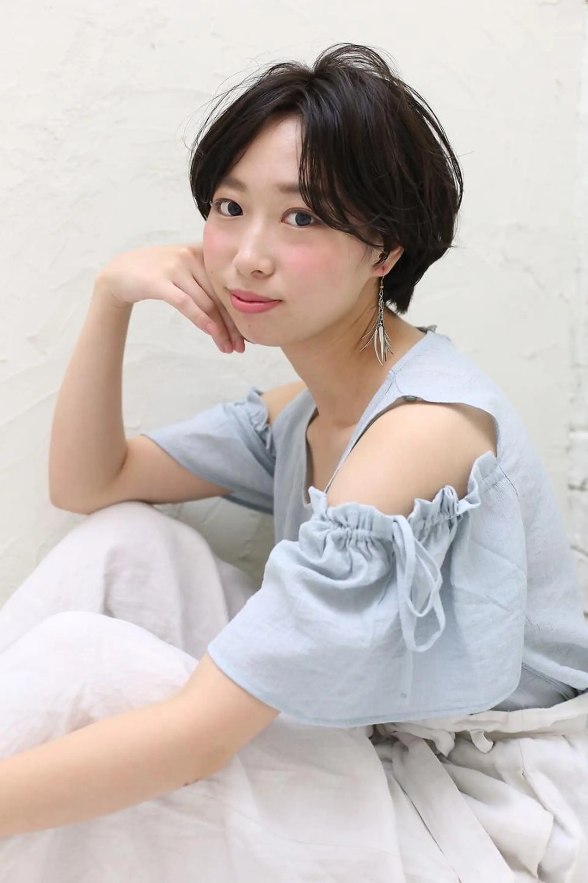 ミディアム 小林 永佳のヘアスタイル