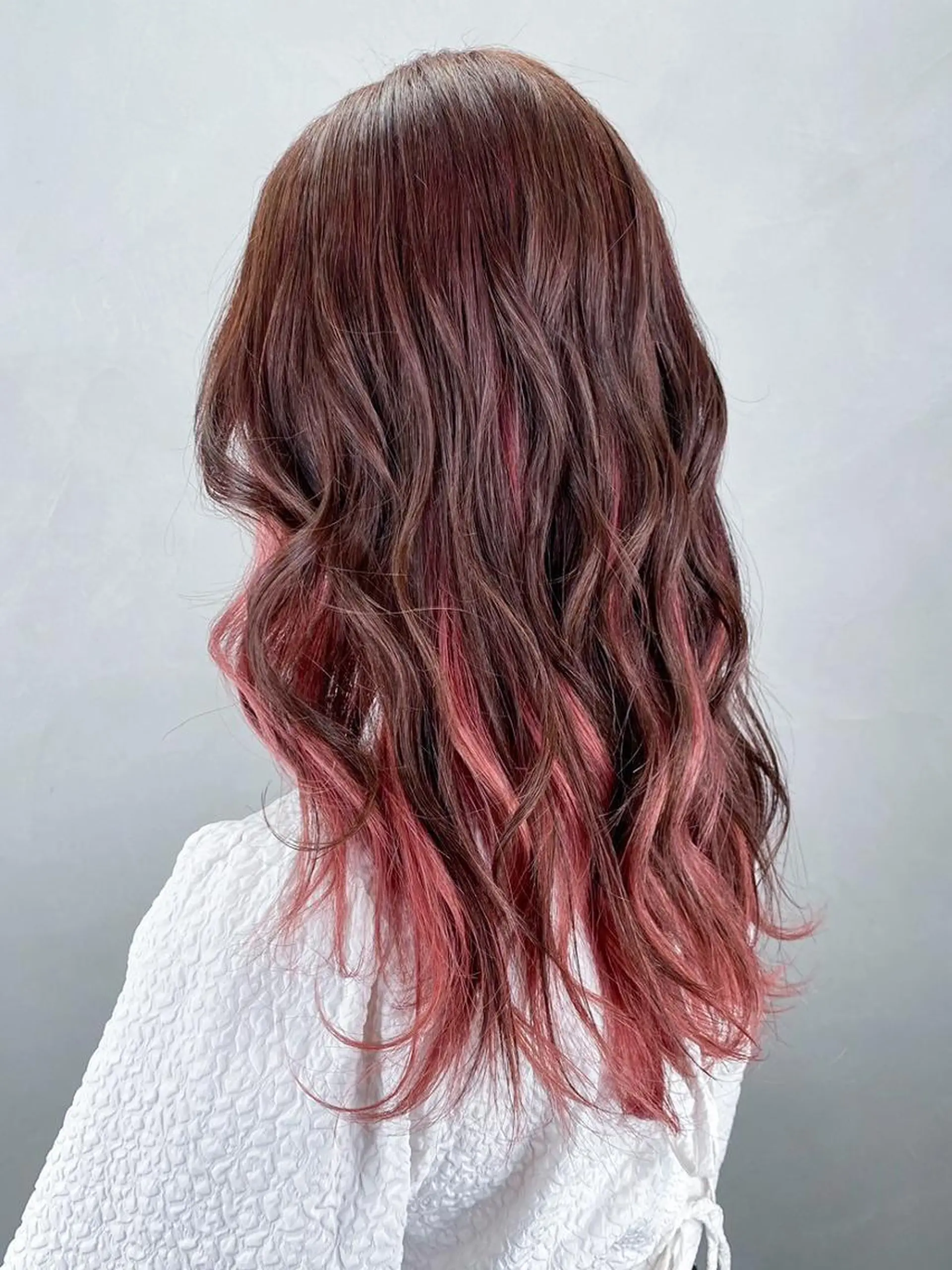 カラー セミロング ピンクカラー カット ヘアカラー トリートメント ITby ALBUM 北千住店のヘアスタイル