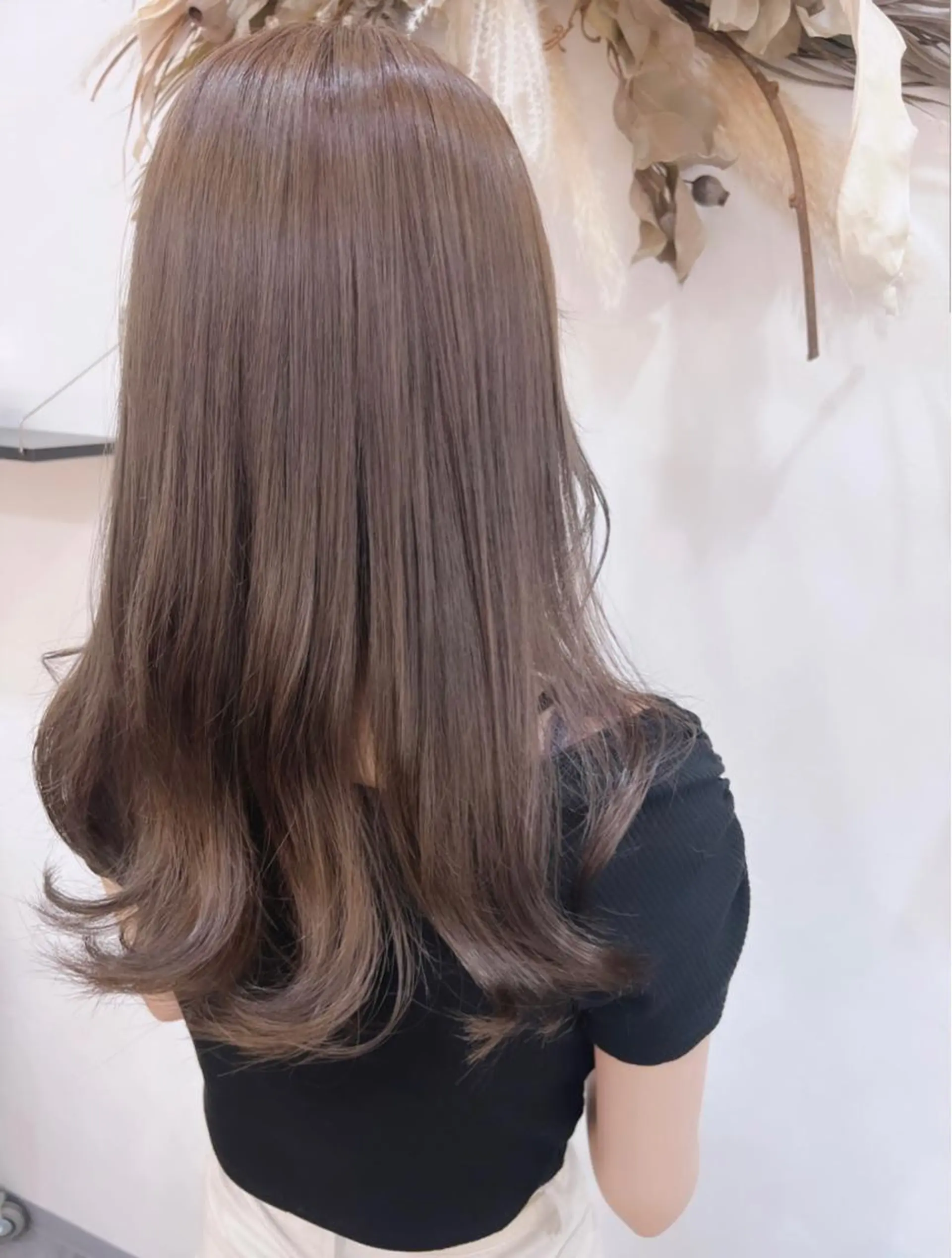 ロング カラー マツエク・マツパ ショートボブ ブリーチ デザインカラー ハイライトカラー ハイトーンカラー hair terrace M所属・村岡 芽衣のヘアスタイル