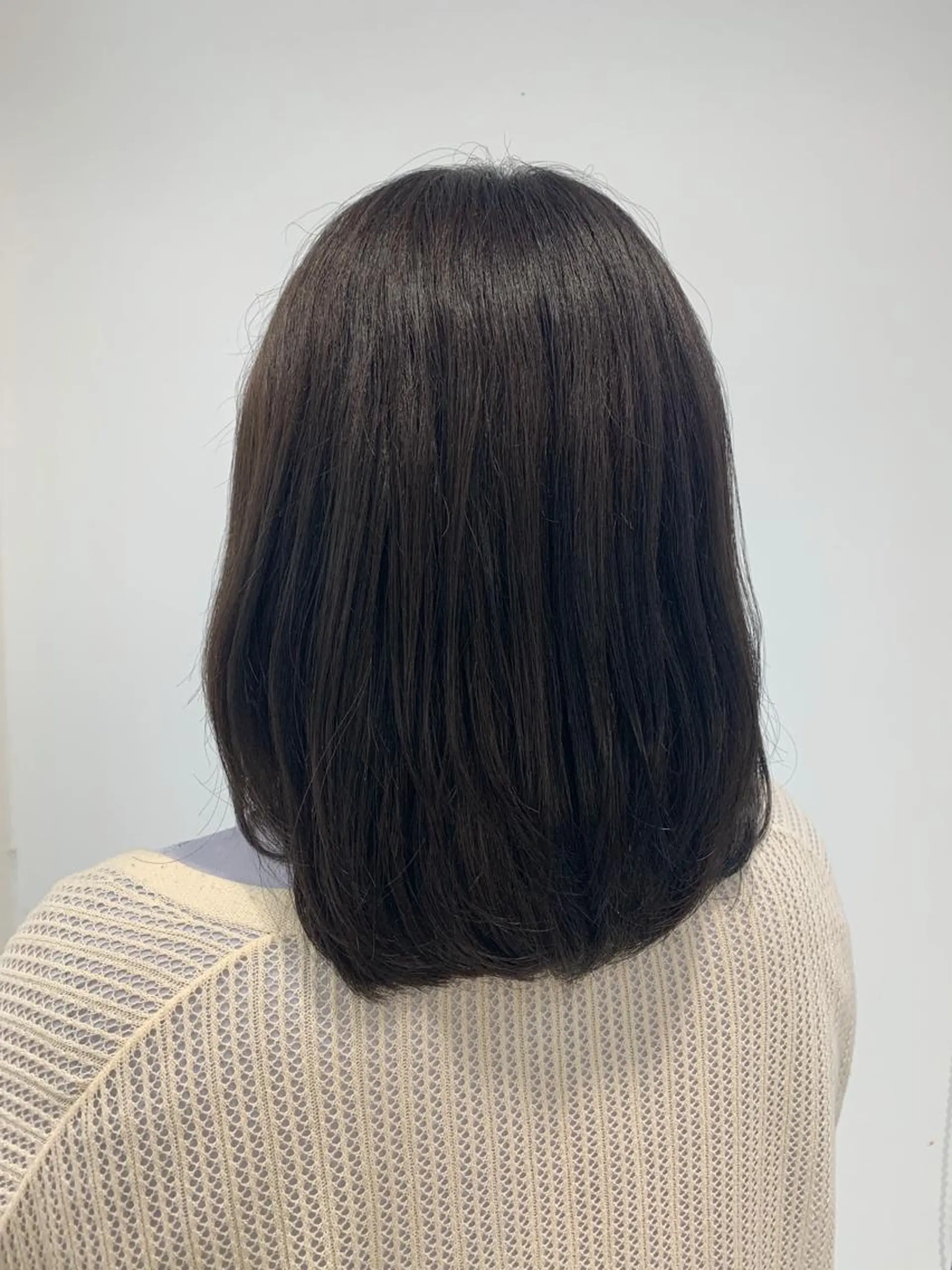 カラー オリーブカラー 壽真央 /ブリーチカラーのヘアスタイル