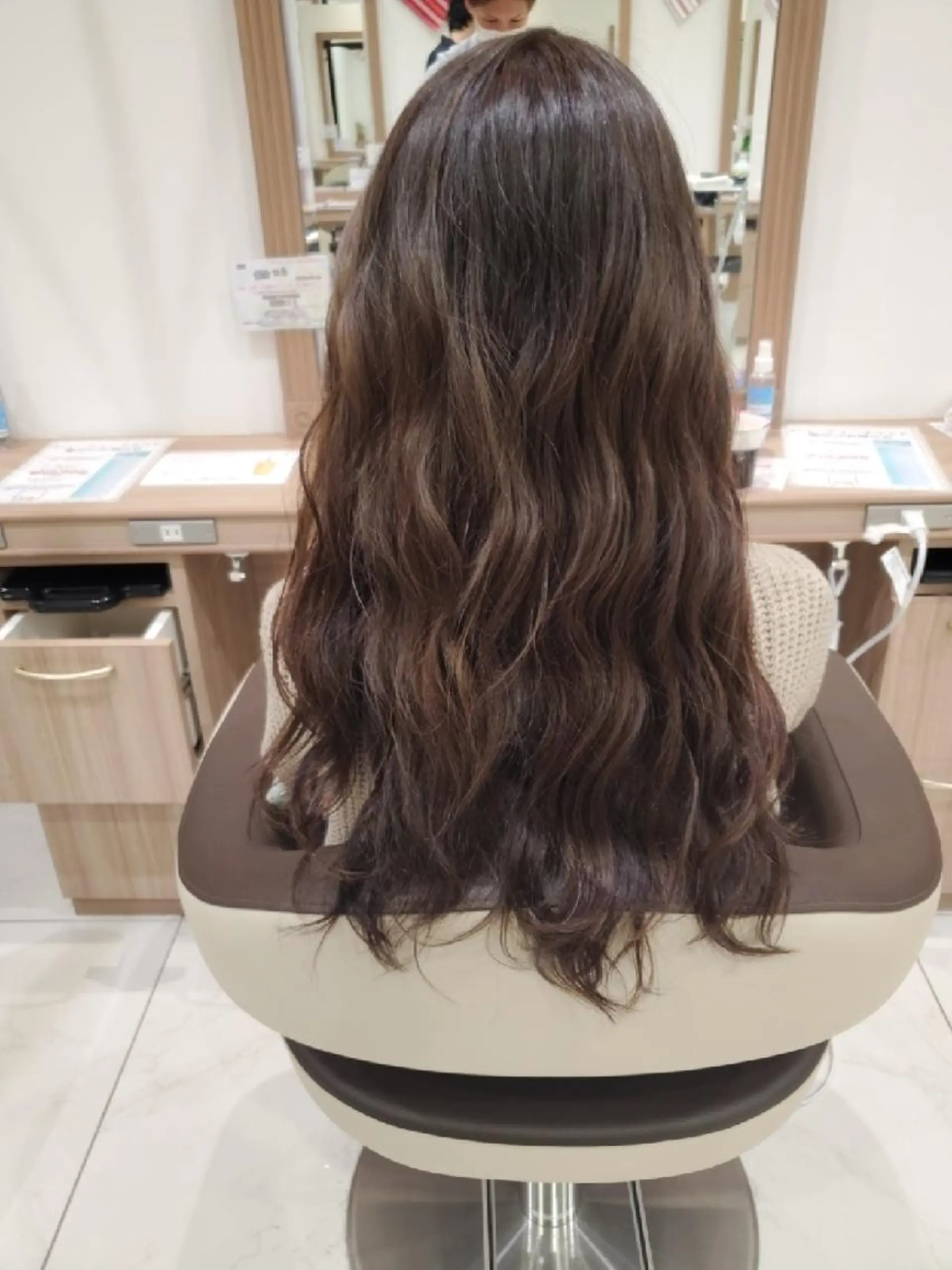 ロング カラー グレージュ イルミナカラー 中村 和貴のヘアスタイル