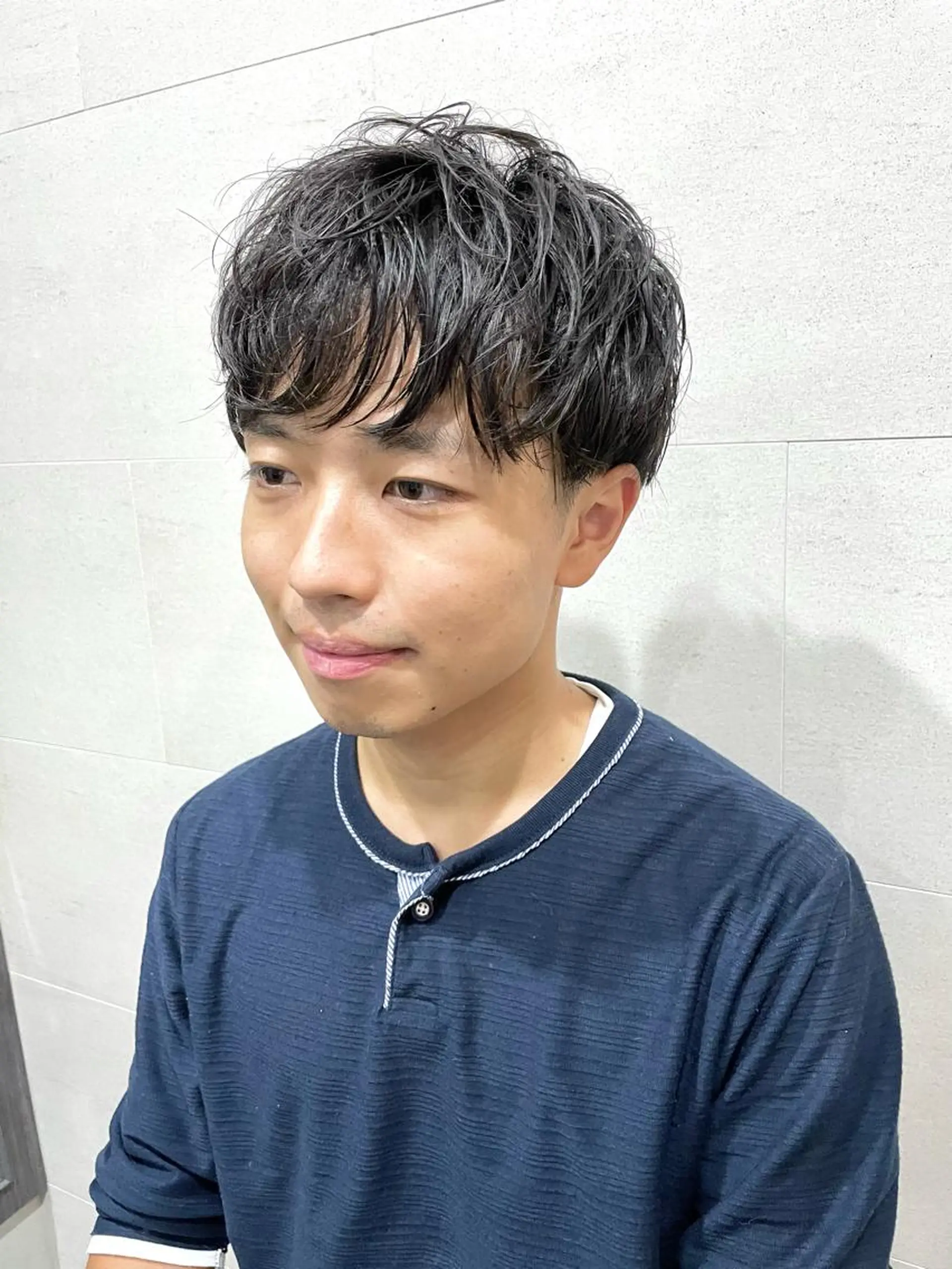 ショート パーマ メンズ マッシュ メンズパーマ ツーブロック ニュアンスパーマ Graceful BarBer platinum所属・無料メンズカット💈 遠山泰輝のヘアスタイル