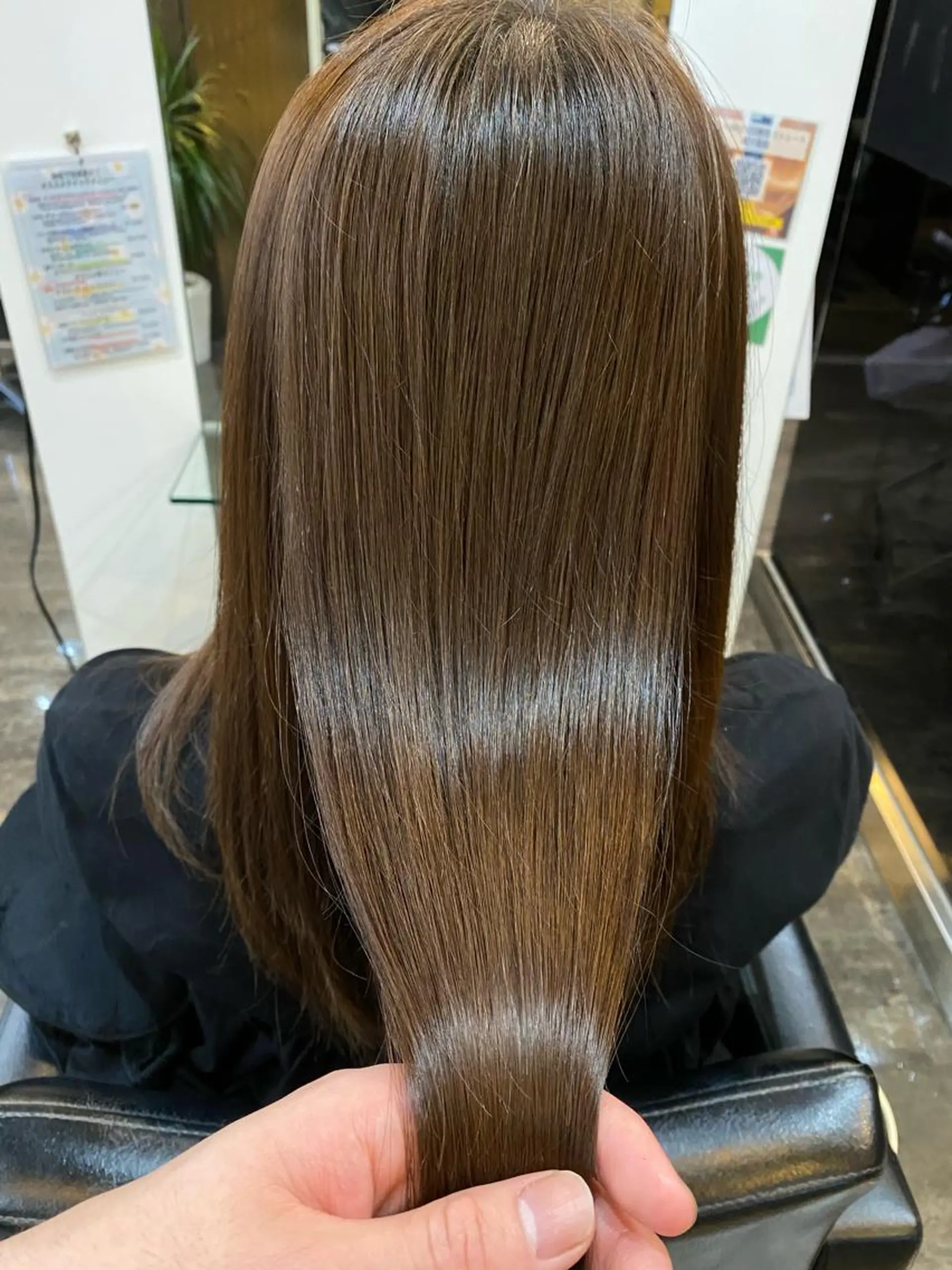ロング ボブ ハイライト 髪質改善 山下 祐輝のヘアスタイル