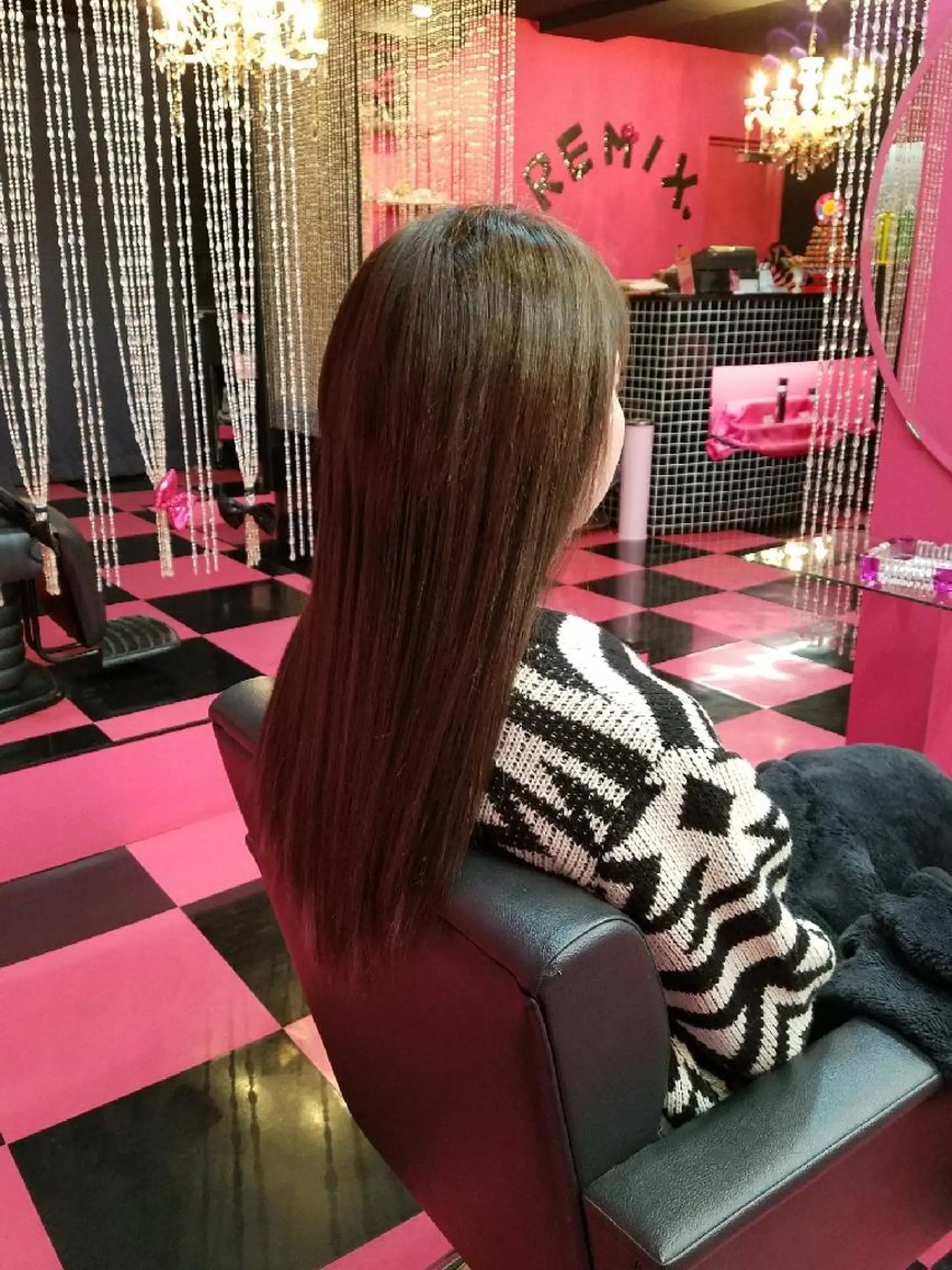 カラー ロング シールエクステ エクステ REMIX　by　  Love　hairのヘアスタイル