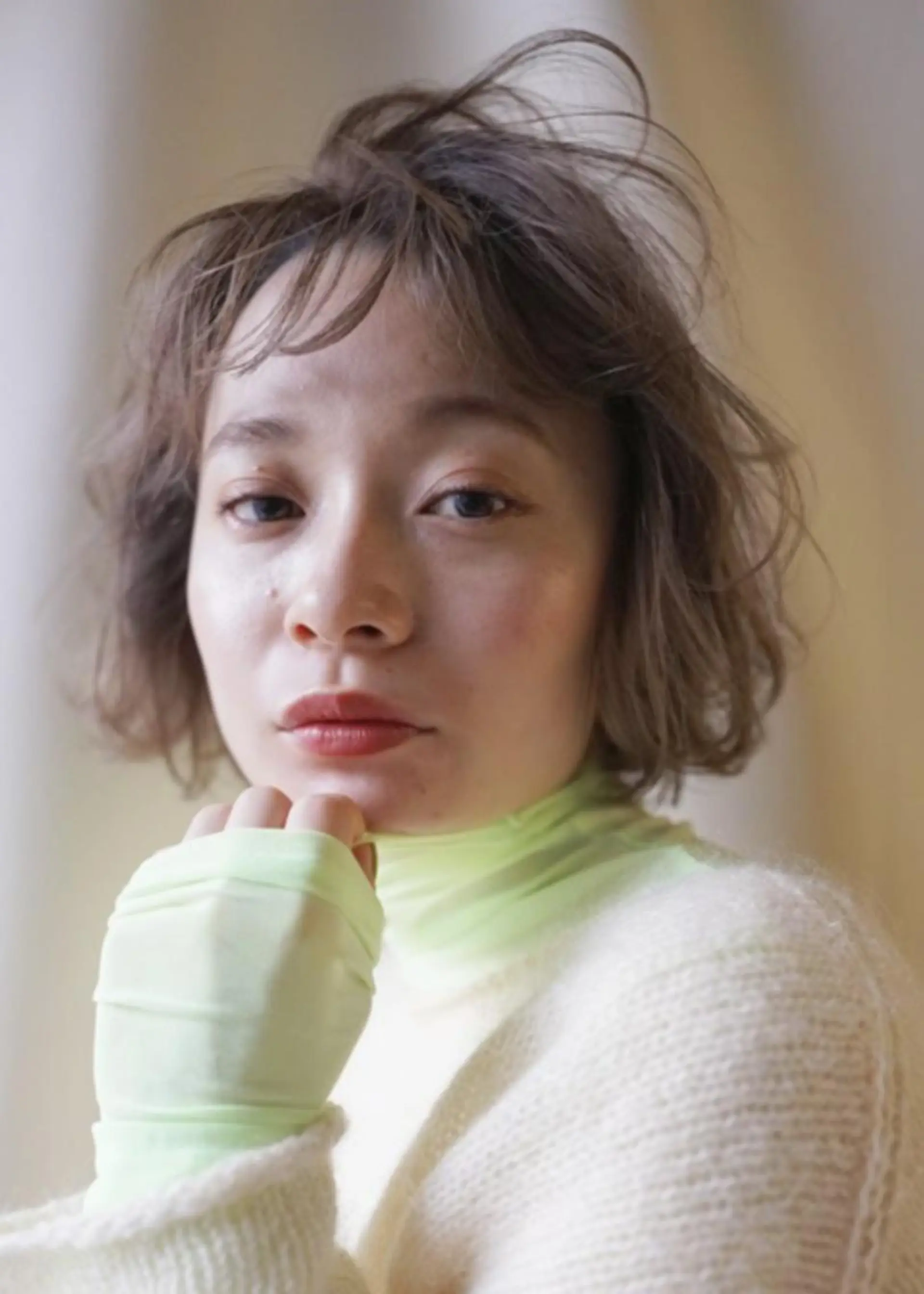 ショート アッシュ ミストバング パープルカラー ボブ デート N゜jillva ナンバージルバのヘアスタイル