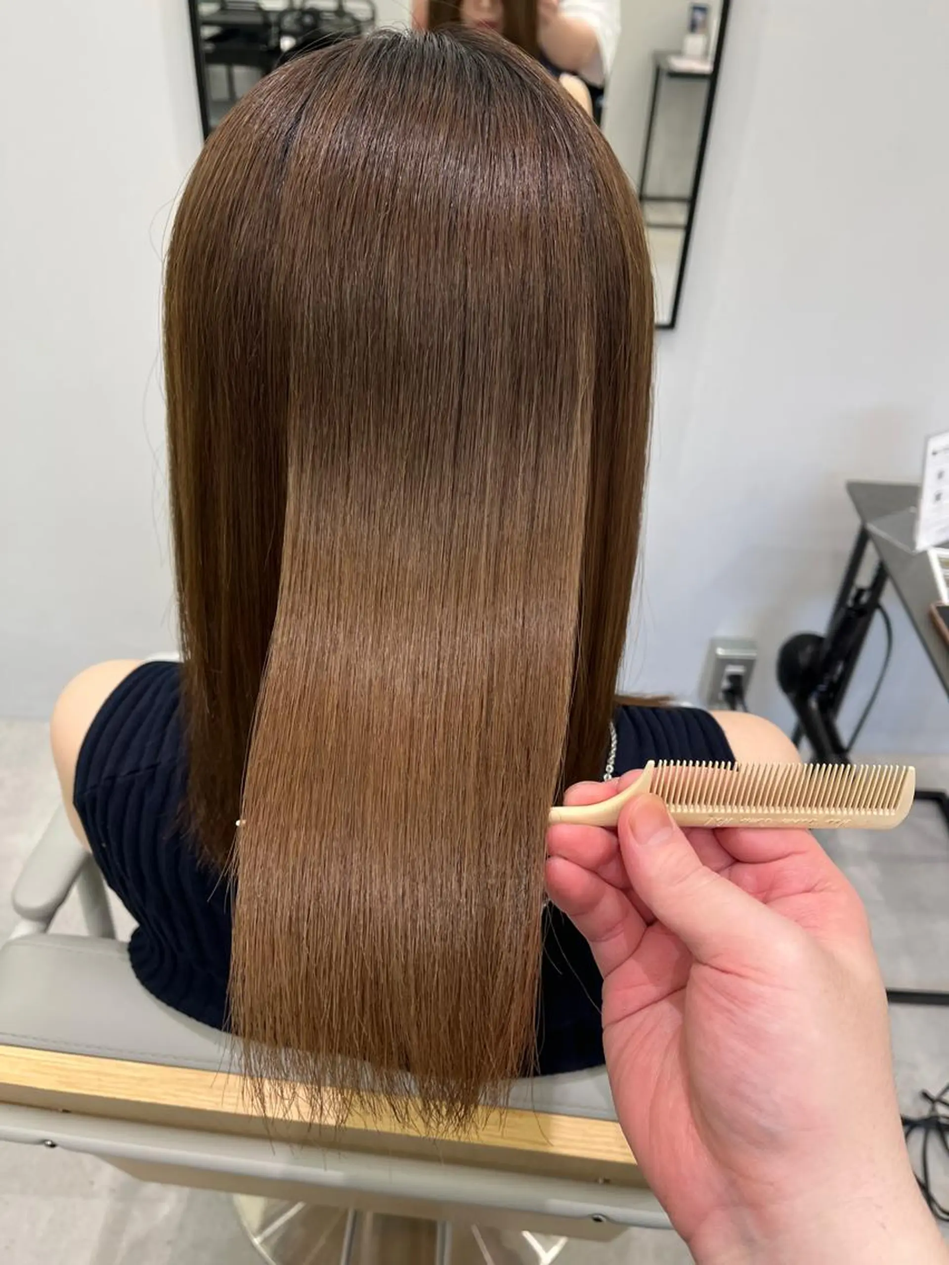 ロング カット ヘアカラー 菅 樹希弥のヘアスタイル