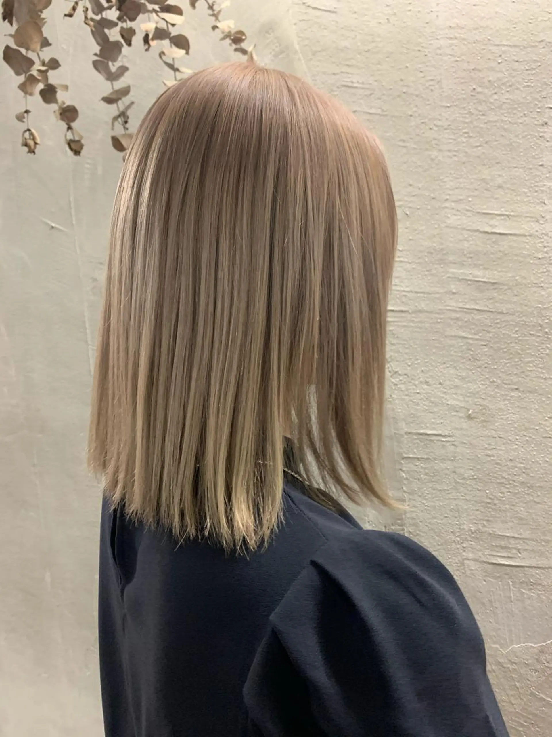 ミディアム カラー ベージュカラー 透明感カラー ミルクティーベージュ 似合わせカラー🫶 小川千波のヘアスタイル