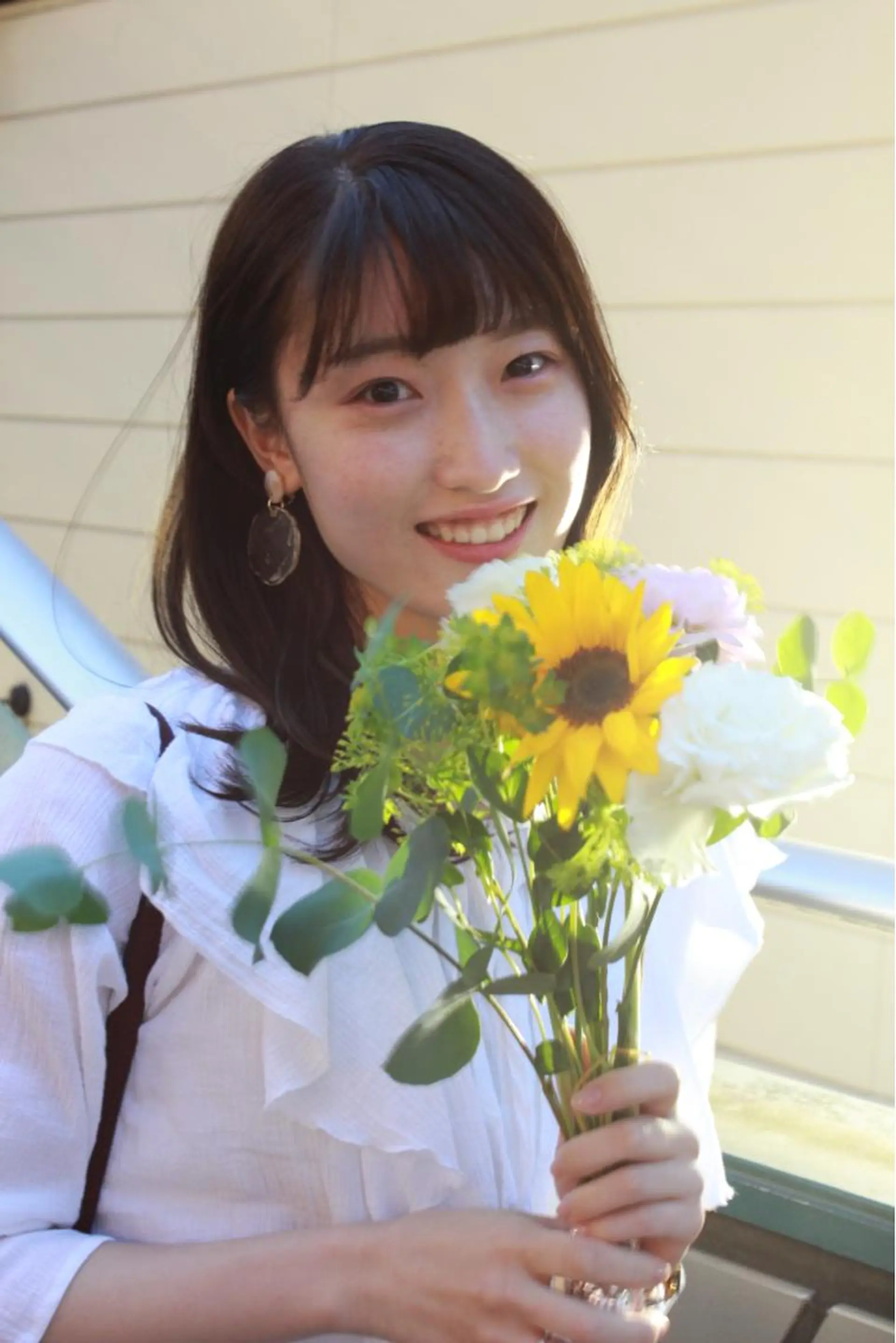 ミディアム 福原 亜祐美のヘアスタイル