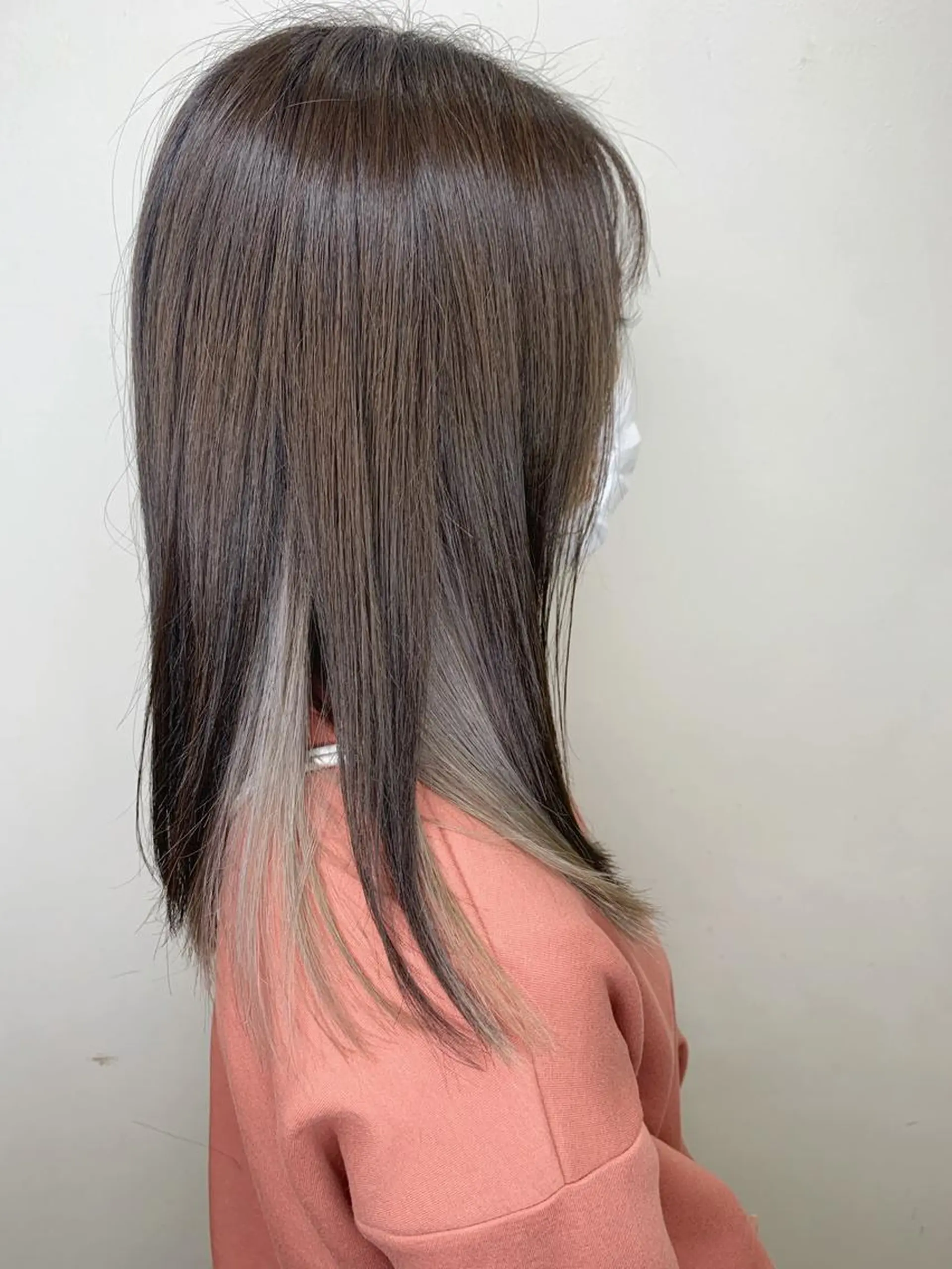 セミロング ヘアカラー トリートメント 艶髪クリエイター 秋田 聖也🪽のヘアスタイル