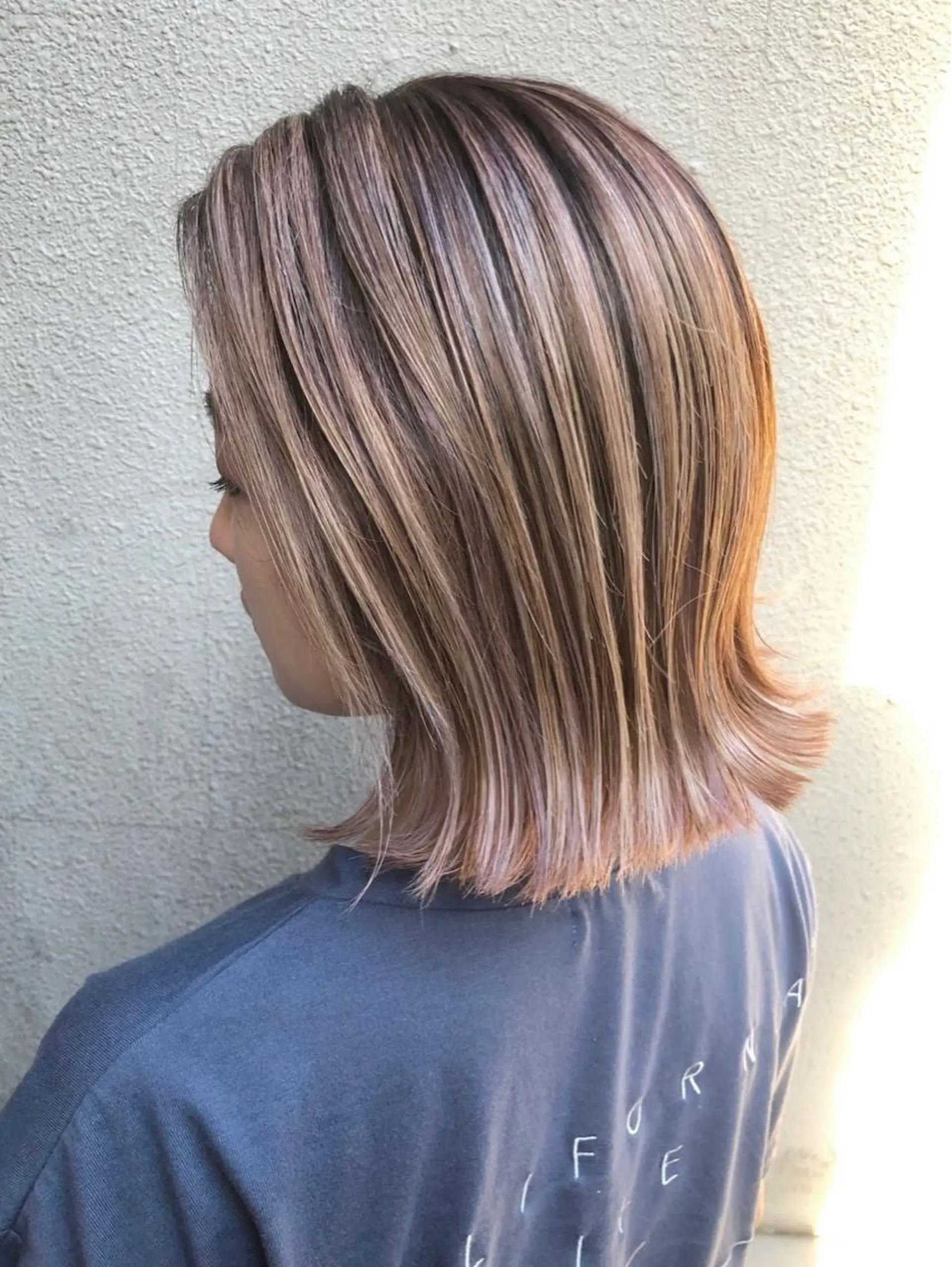 ミディアム カット ヘアカラー トリートメント アメモリ ヒロアキのヘアスタイル