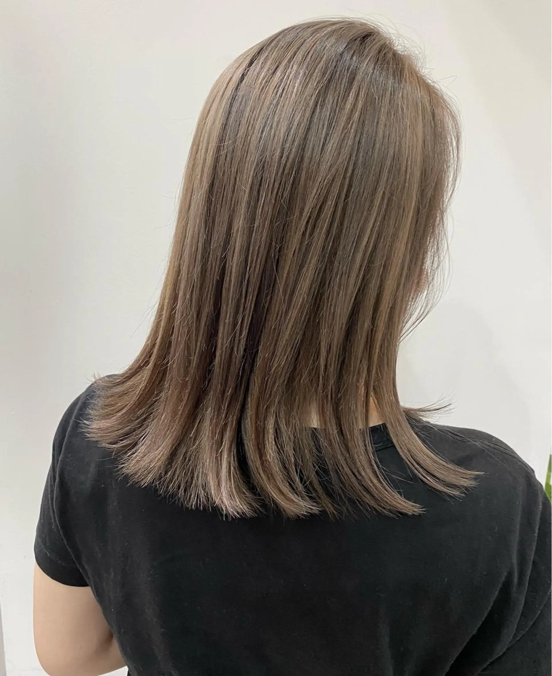 セミロング カラー アディクシーカラー 外国人風カラー ヘアカラー トリートメント 木下大地 HAIR  Oneのヘアスタイル