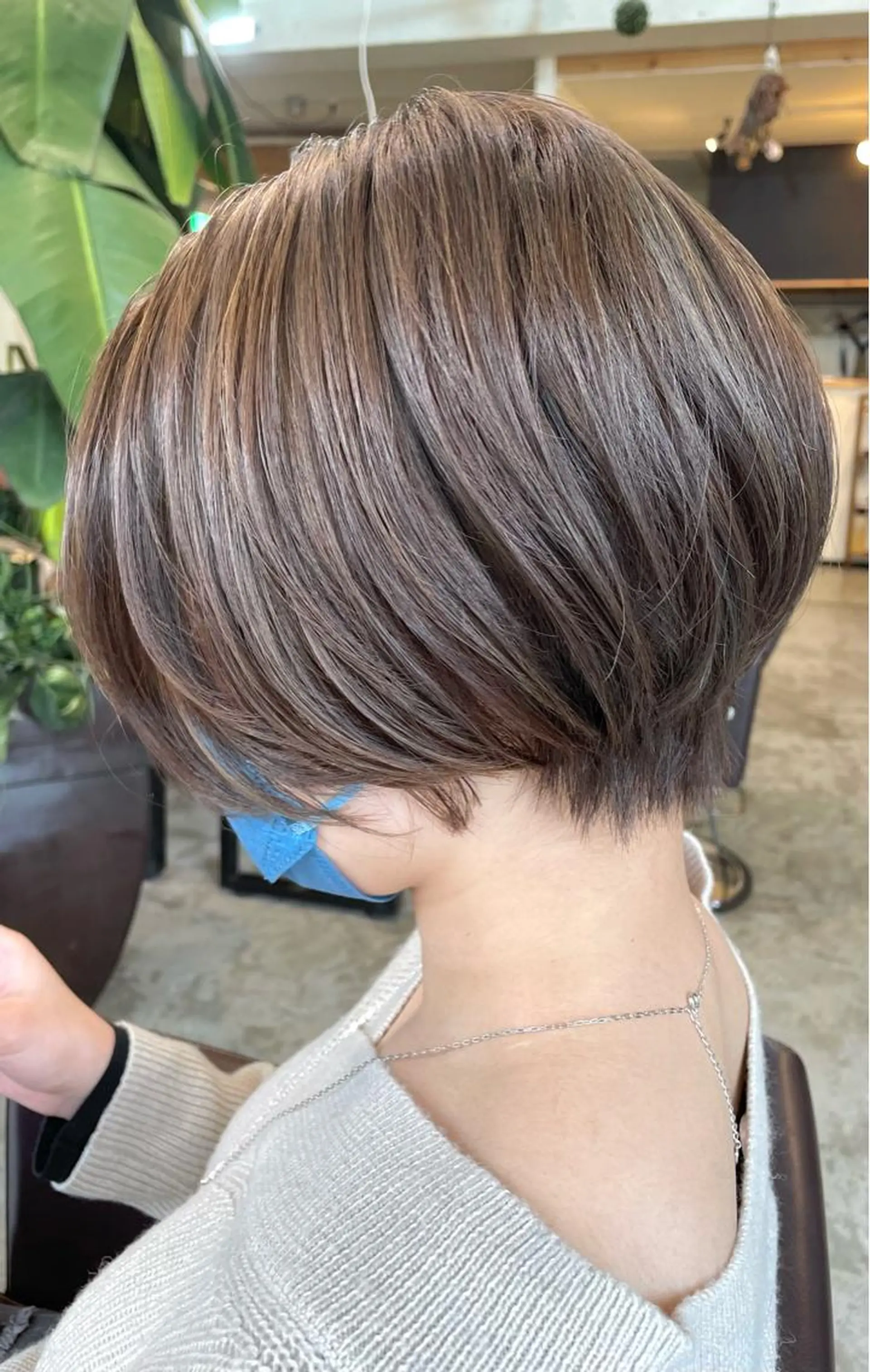 ショート カラー ハイライトカラー ハイライト ショートヘア カット 艶カラー／ハイトーン Anjuのヘアスタイル