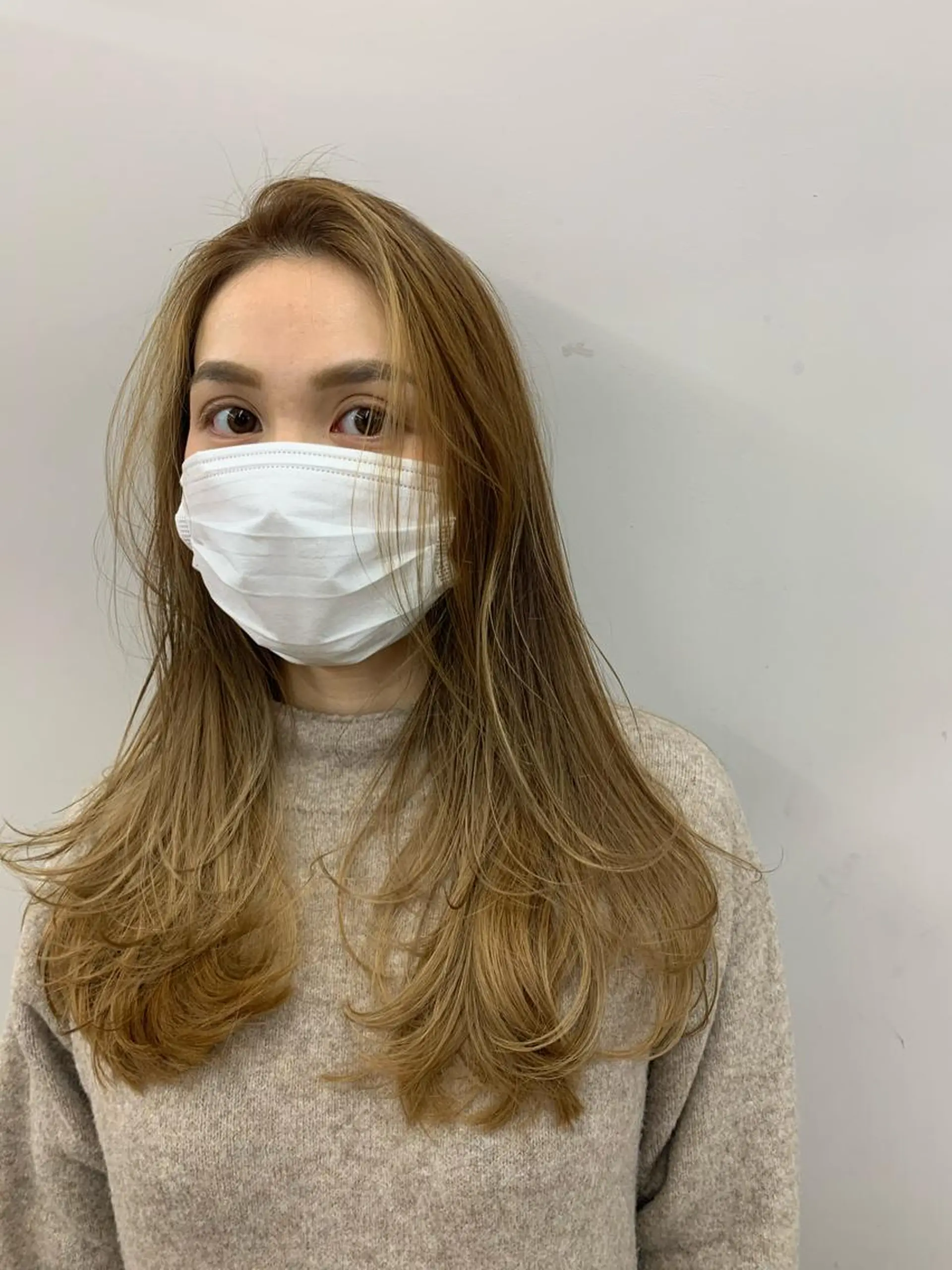 ロング カラー ハイライトカラー 外国人風カラー ハイライト カット ヘアカラー トリートメント 豊浦 翔太のヘアスタイル