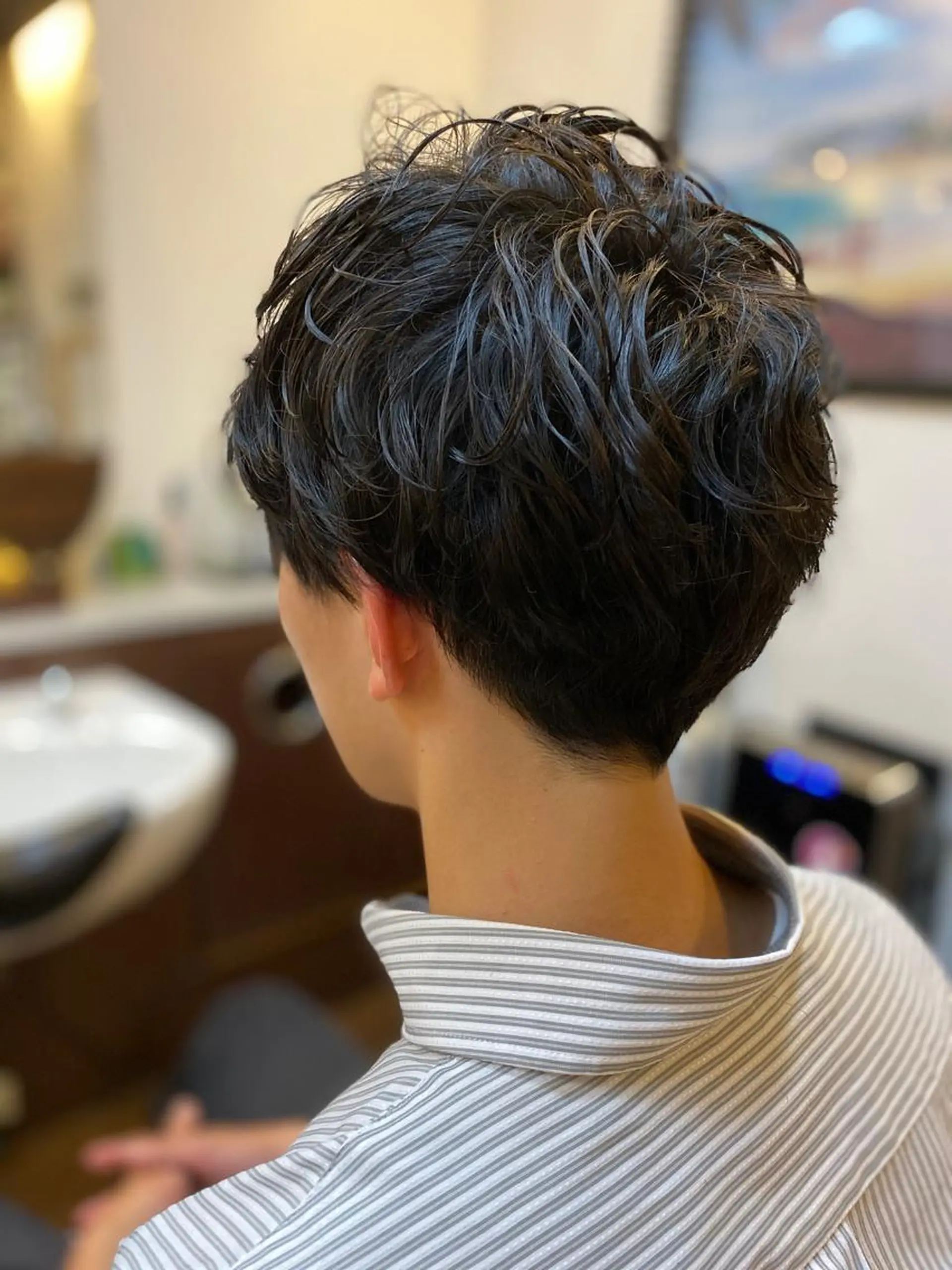ミディアム パーマ メンズ ヘアーデザイン ククイ所属・【緩パン】イトウ シンゴのヘアスタイル