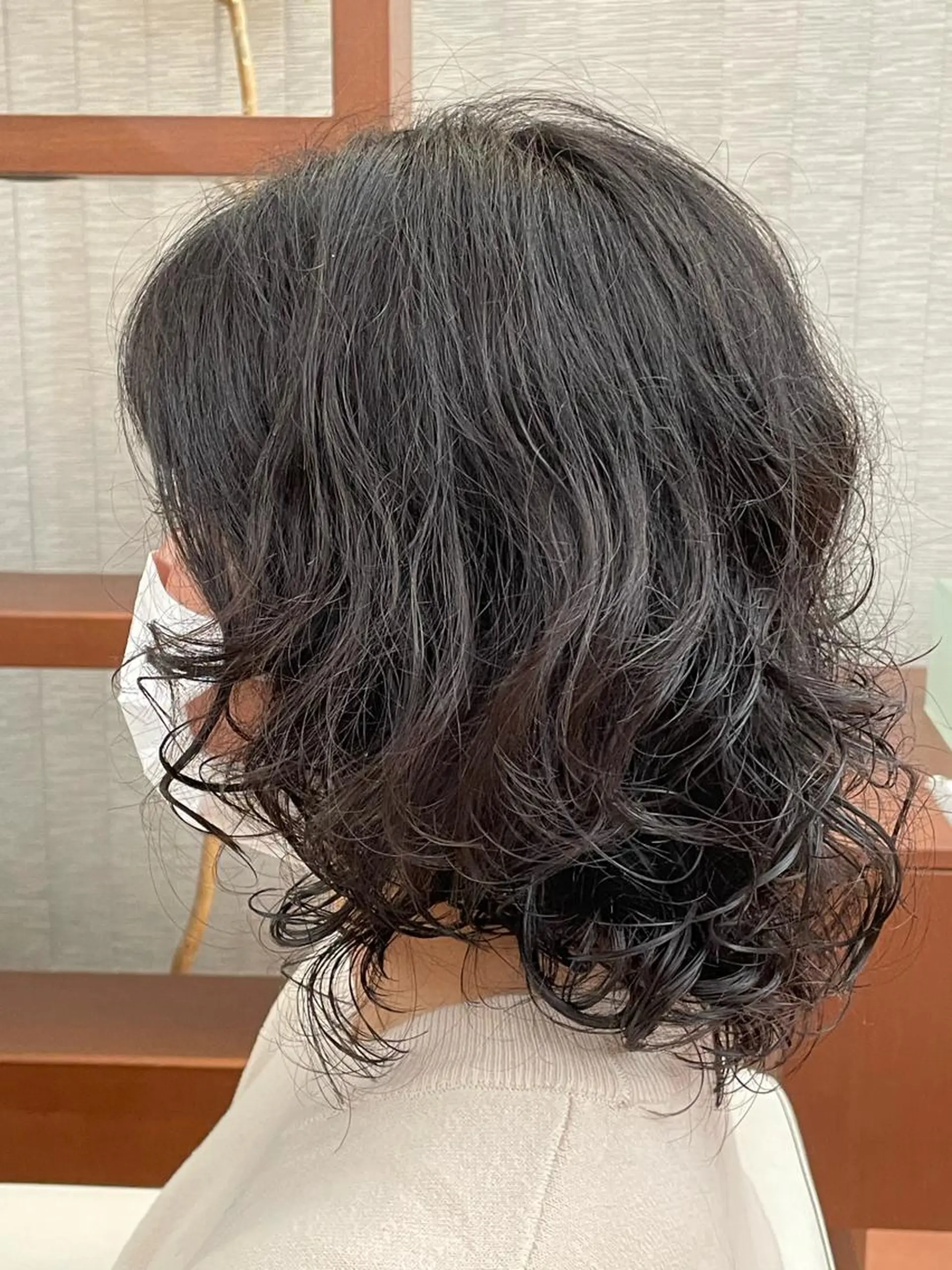 セミロング パーマ M.SLASH センター北所属・竹内 貫のヘアスタイル