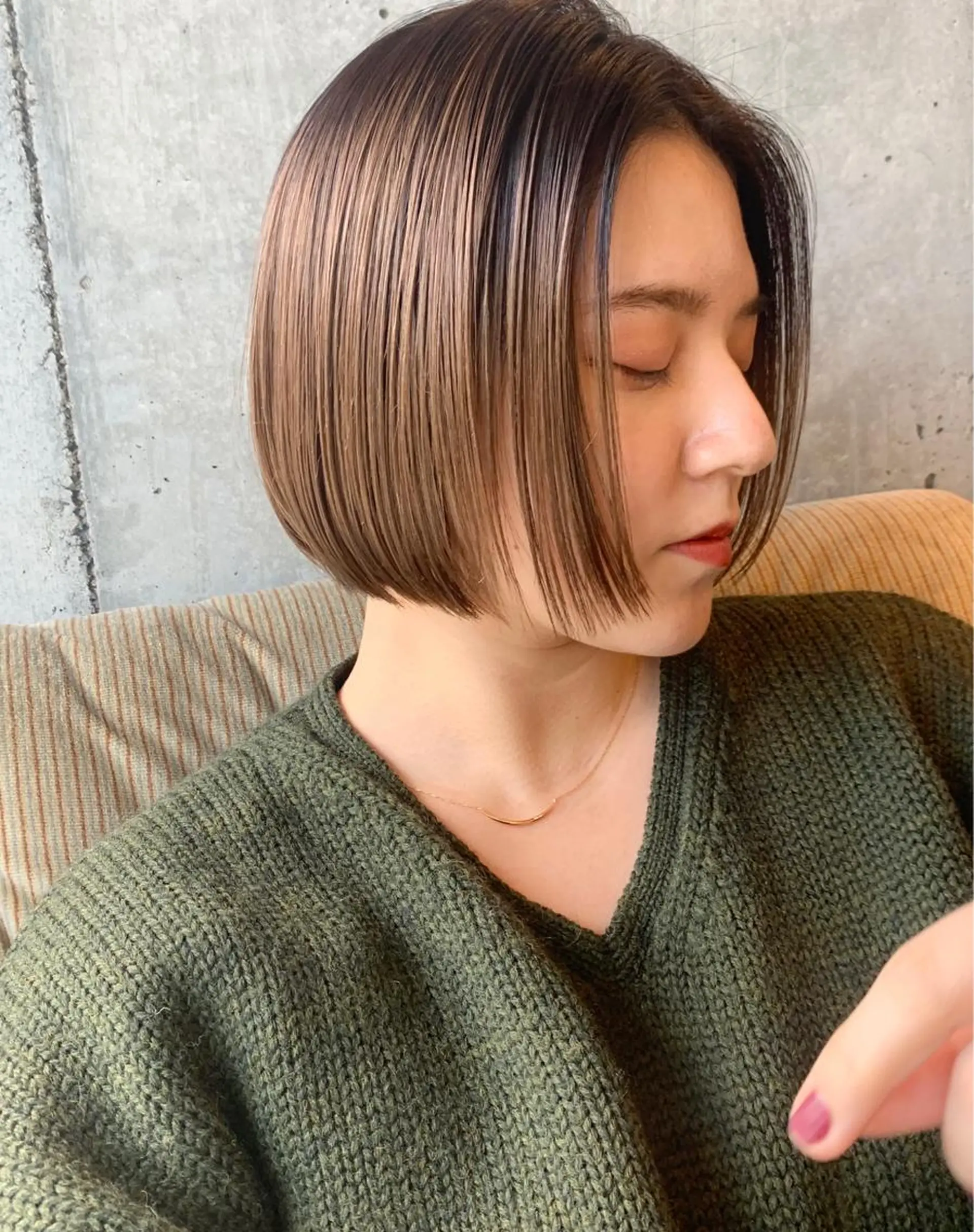 ミディアム カラー conne&riri所属・MA YUのヘアスタイル