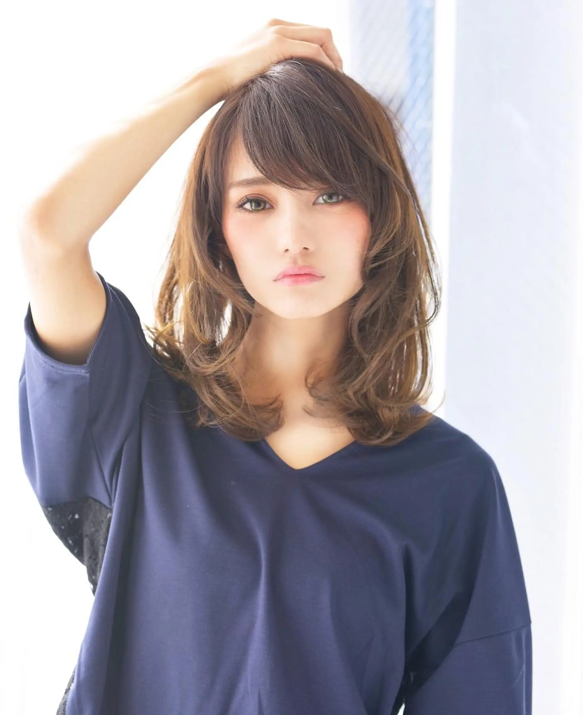 セミロング マーブル東京 三軒茶屋 美容室のヘアスタイル