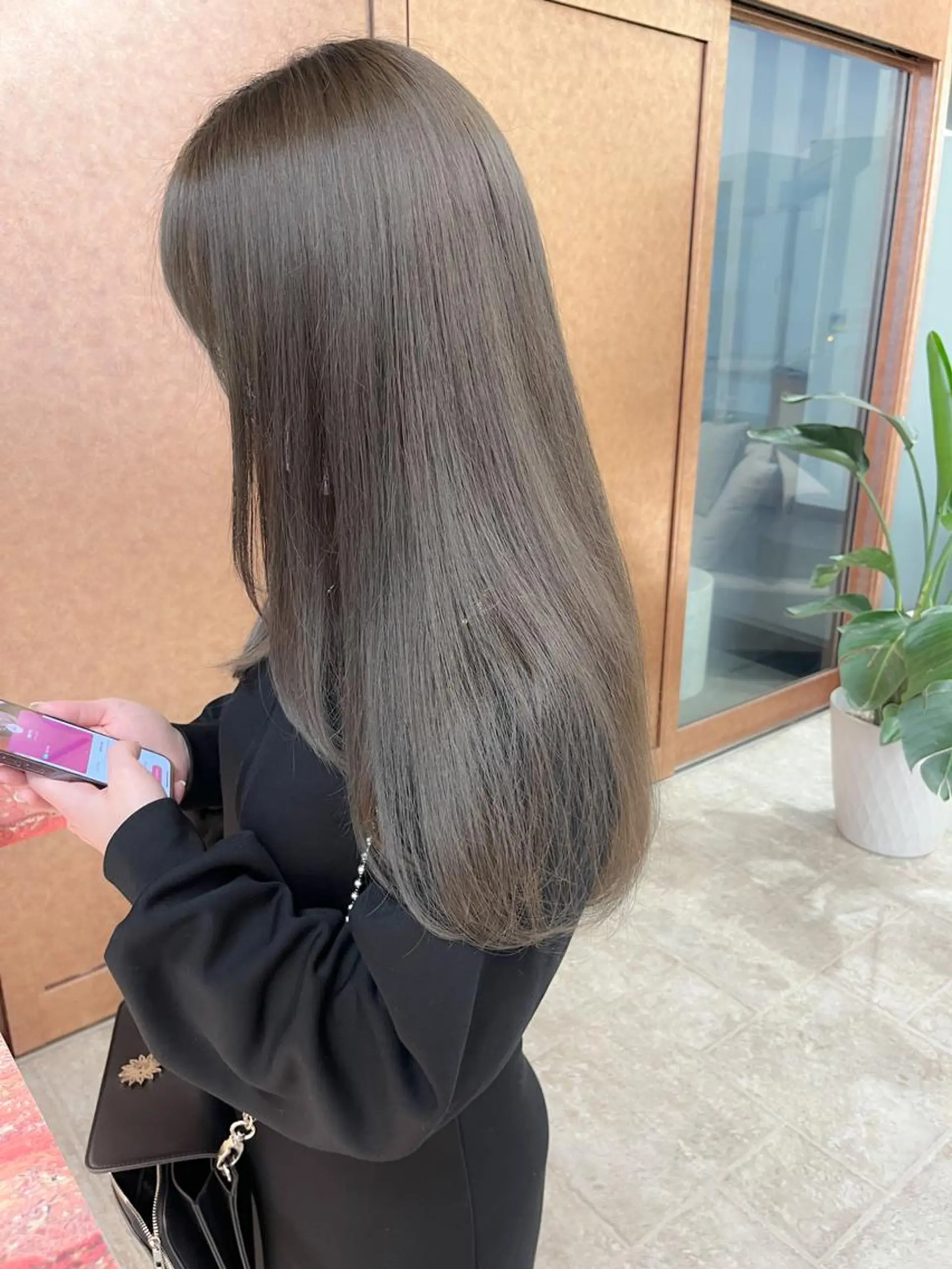 ロング カット ヘアカラー トリートメント MATTY azusaのヘアスタイル