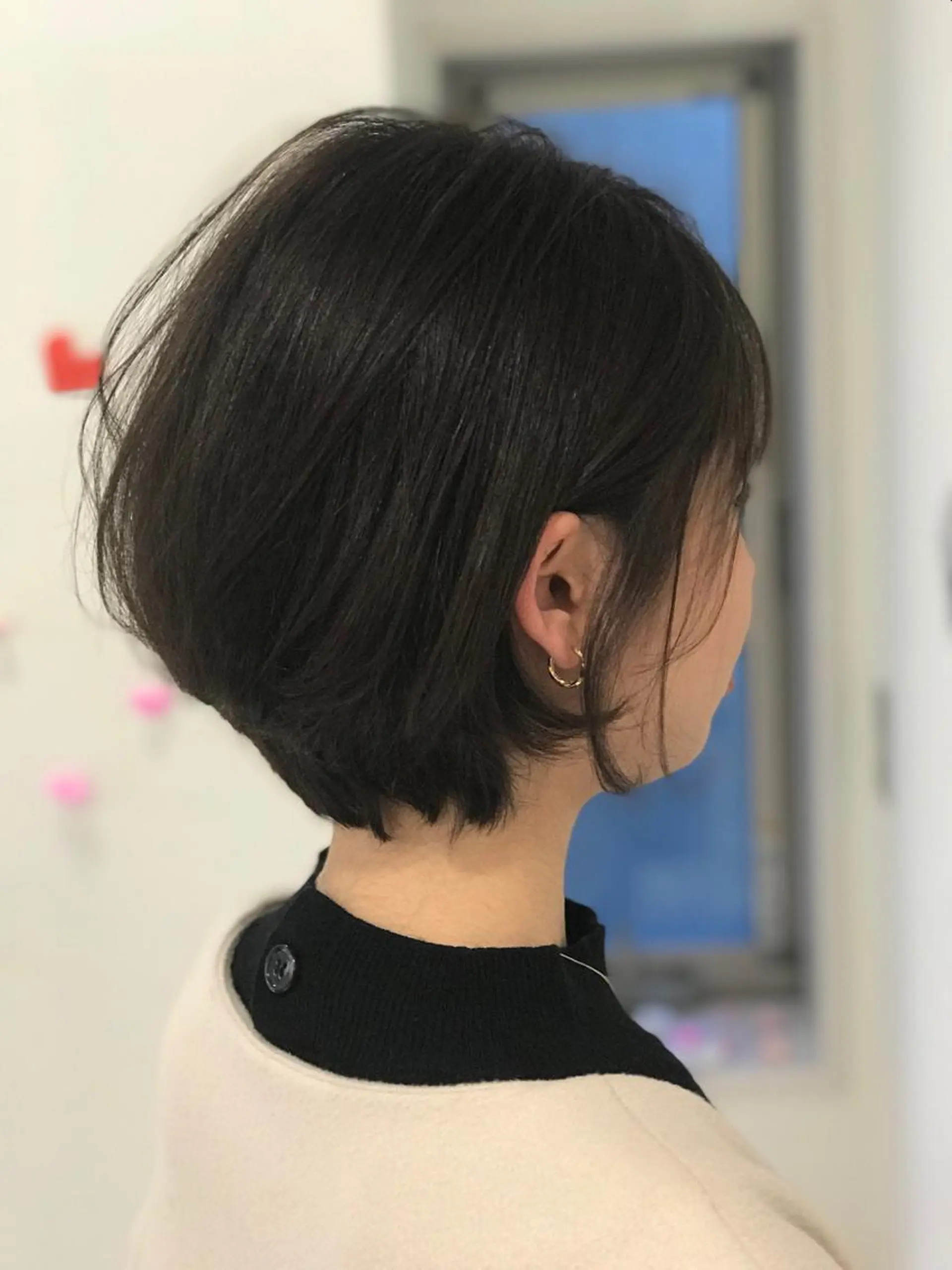 ショート カラー パーマ ヘアアレンジ ショートボブ イルミナカラー ボブ ショートヘア カット ヘアカラー APSEE メンズカラー特化のヘアスタイル