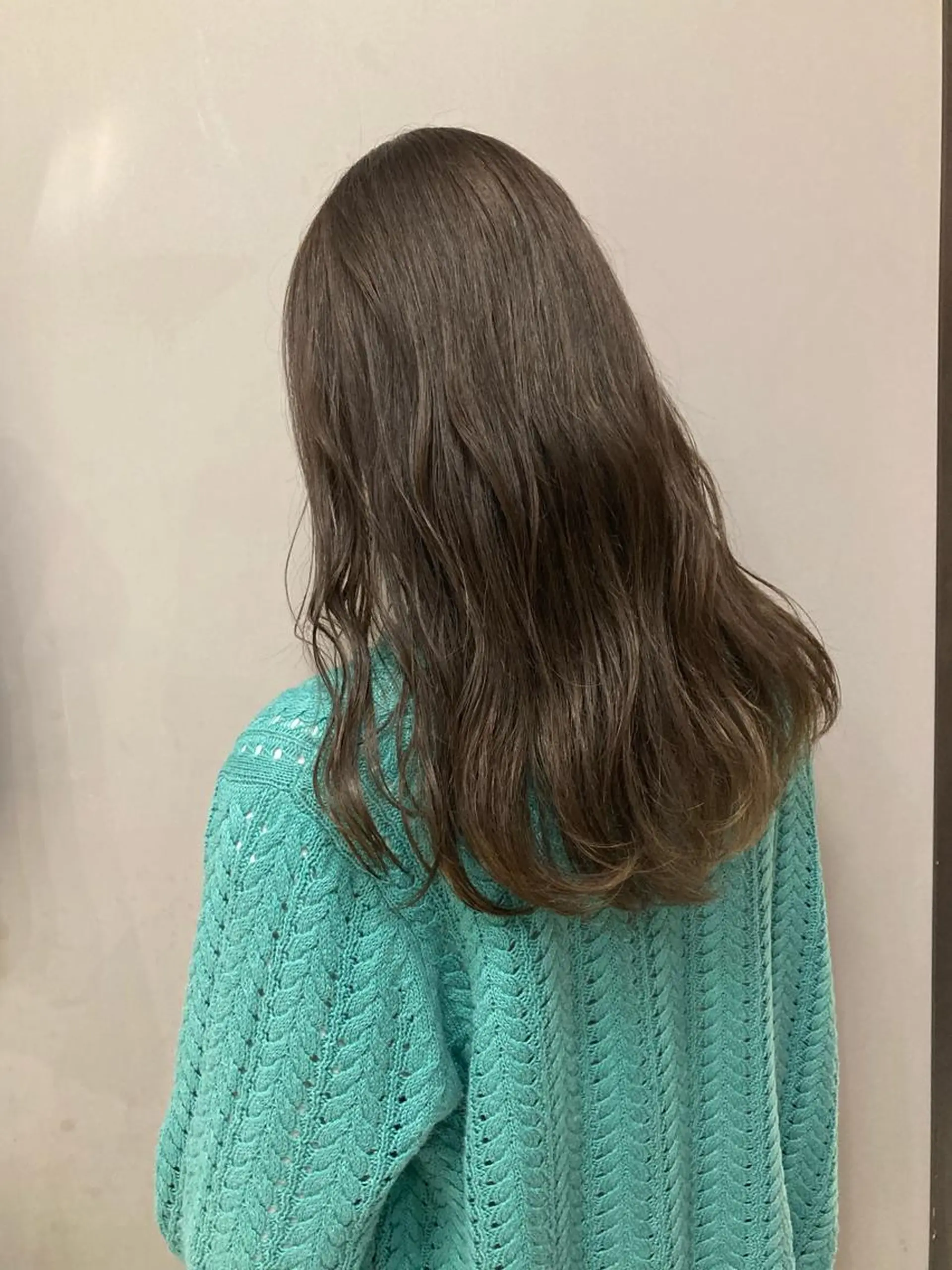 ロング ヘアカラー オリーブカラー🫧 nanohaのヘアスタイル