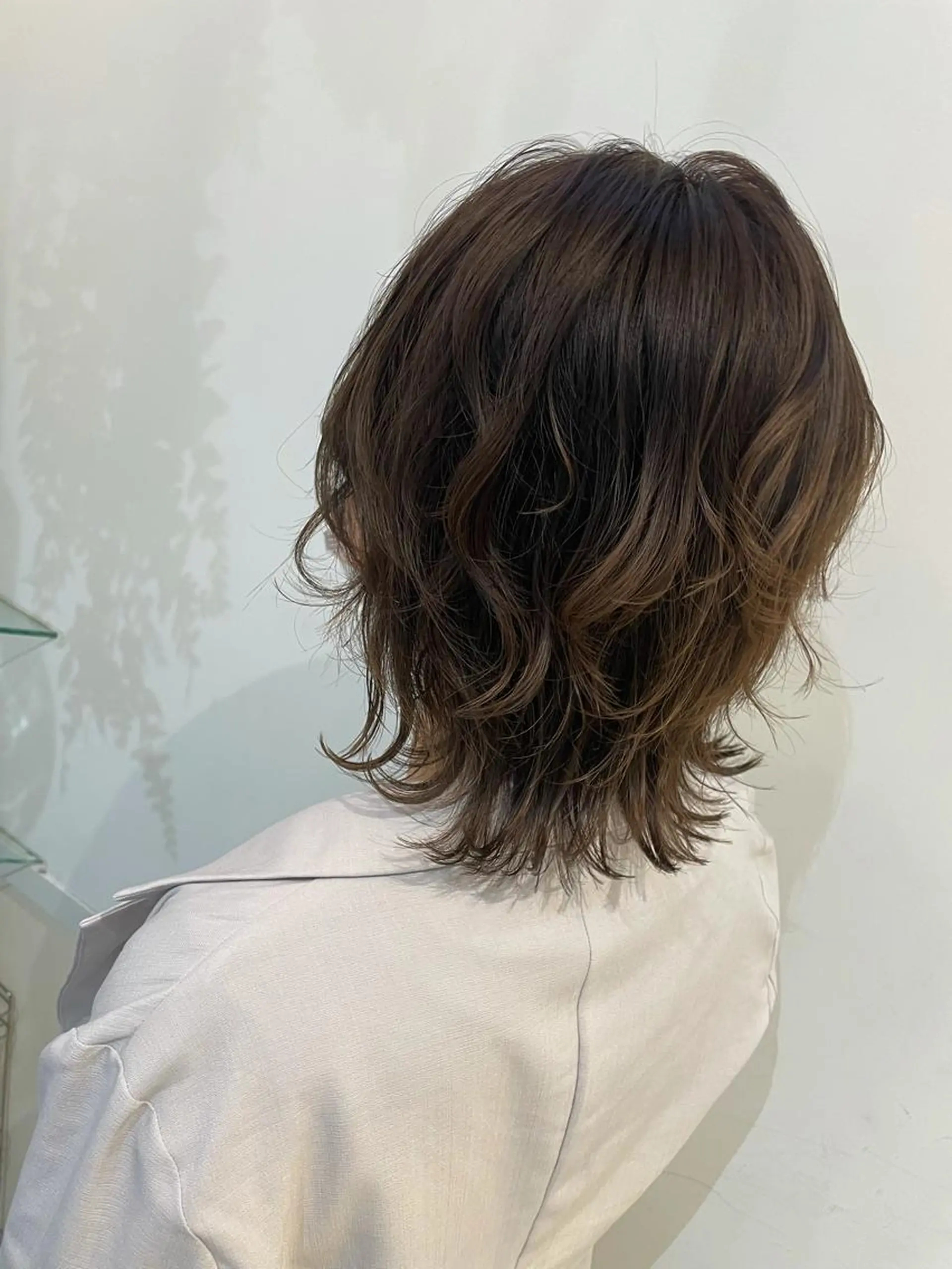ミディアム ウルフカット 極艶透明感カラー💖 髪質改善/出雲つぐみのヘアスタイル